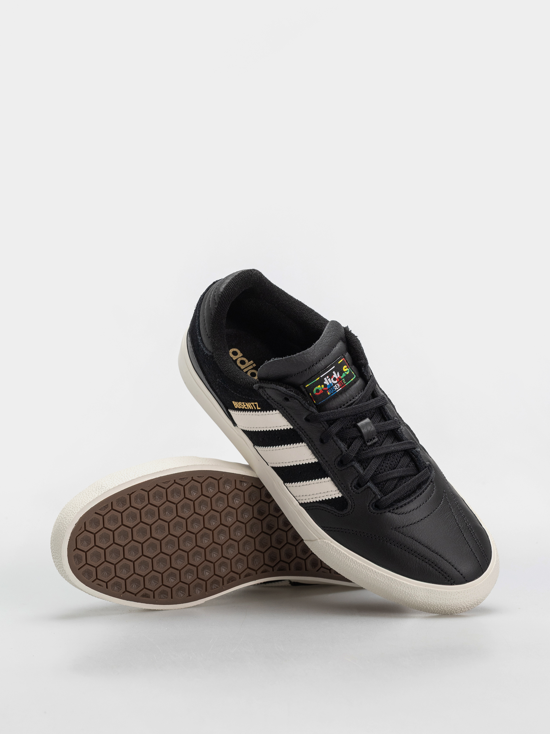 adidas Busenitz Vulc II Schuhe (cblack/cwhite/goldmt)