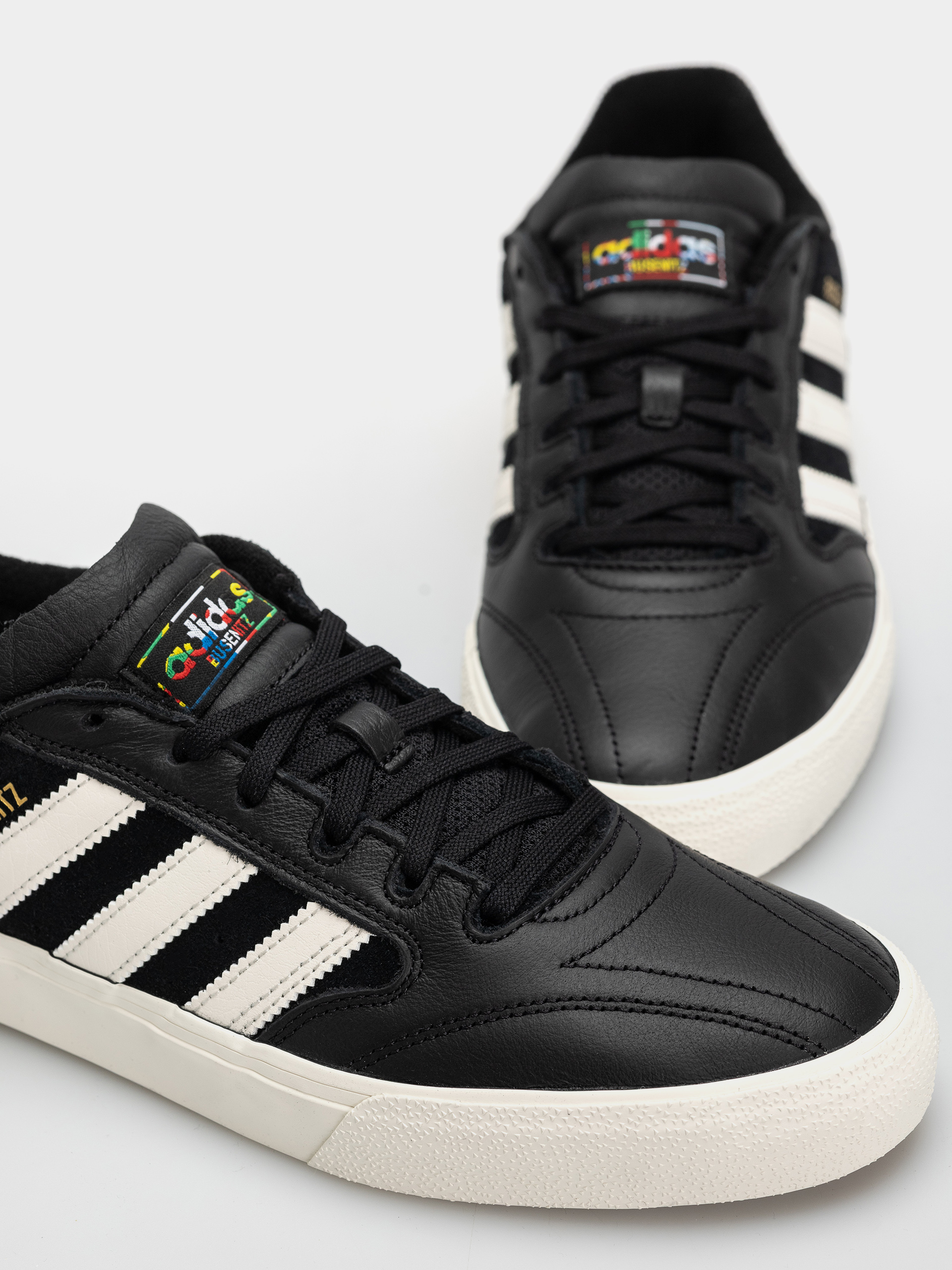 adidas Busenitz Vulc II Shoes (cblack/cwhite/goldmt)