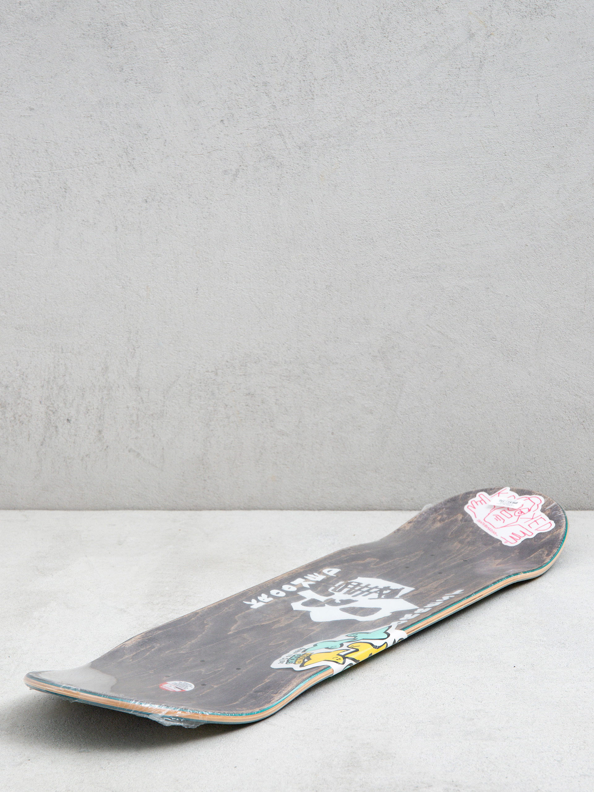 Krooked Worrest Skulls And Bolts Slick Deck
