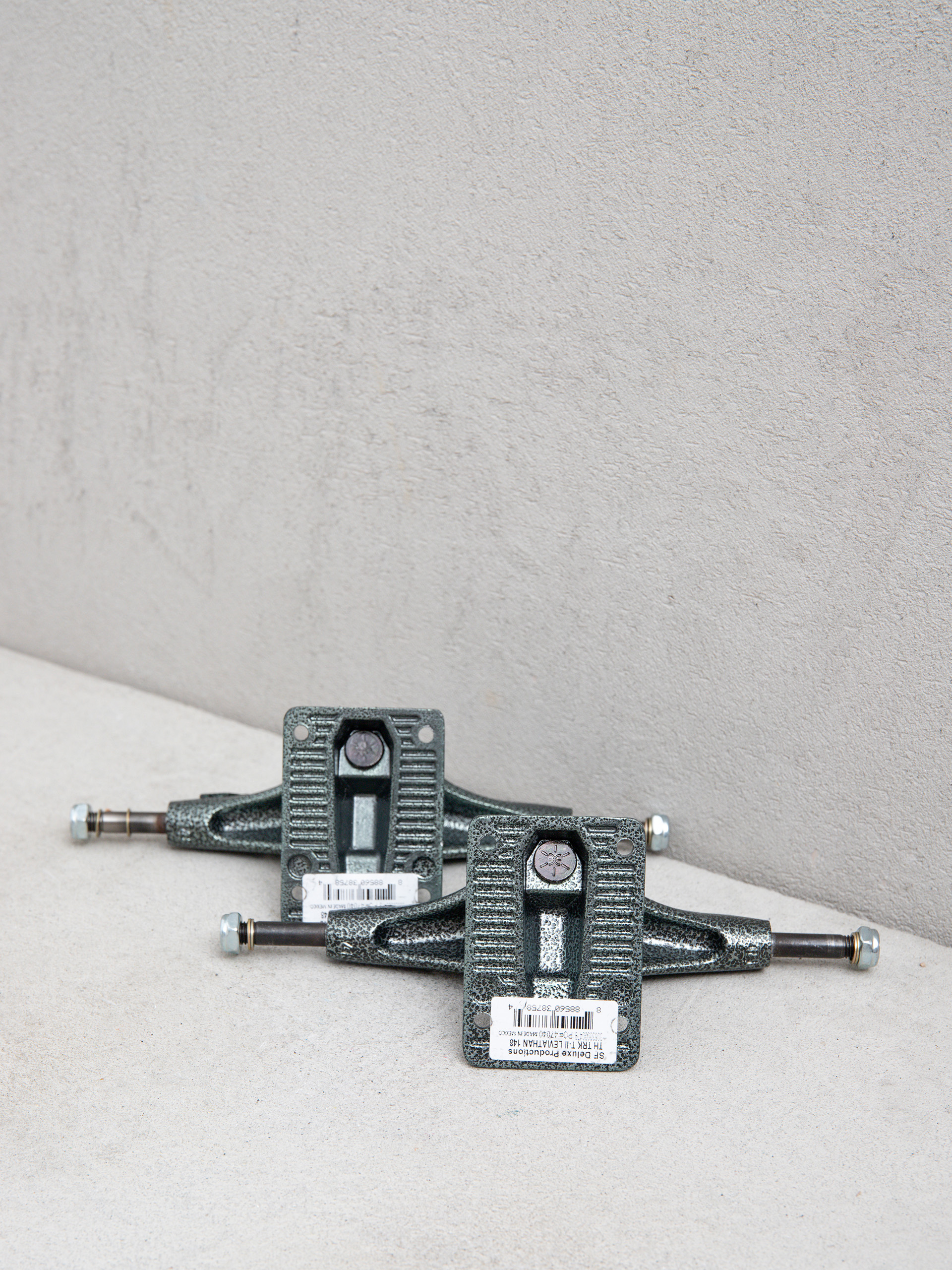 Thunder Team T II Leviathan Achsen (black/teal)