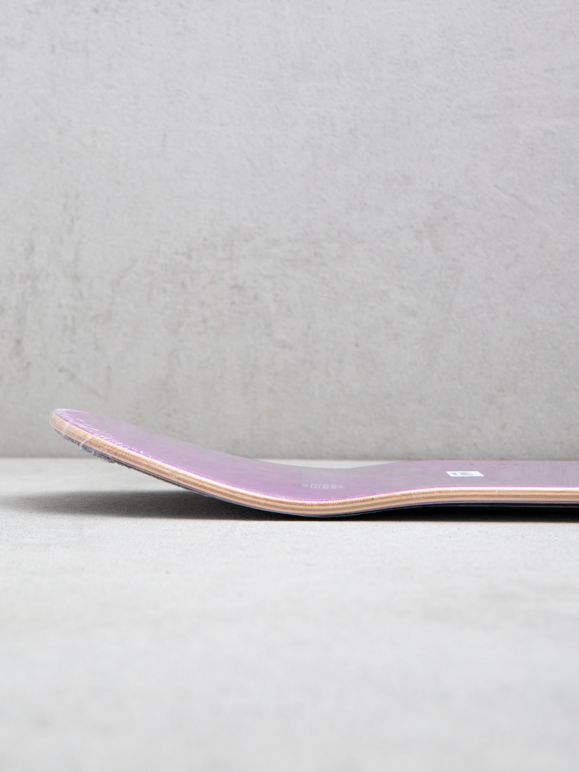April Skateboards Deck Chrome (rose black)