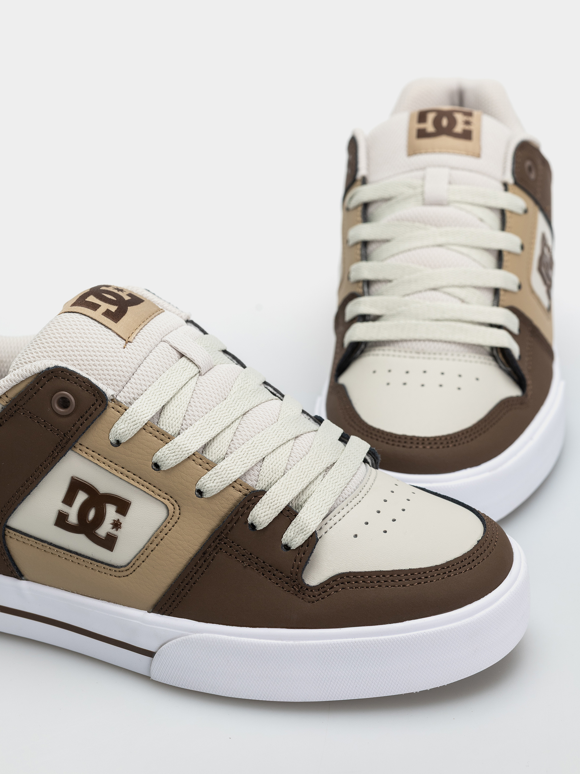 DC Pure Shoes (brown/tan/offwhite)