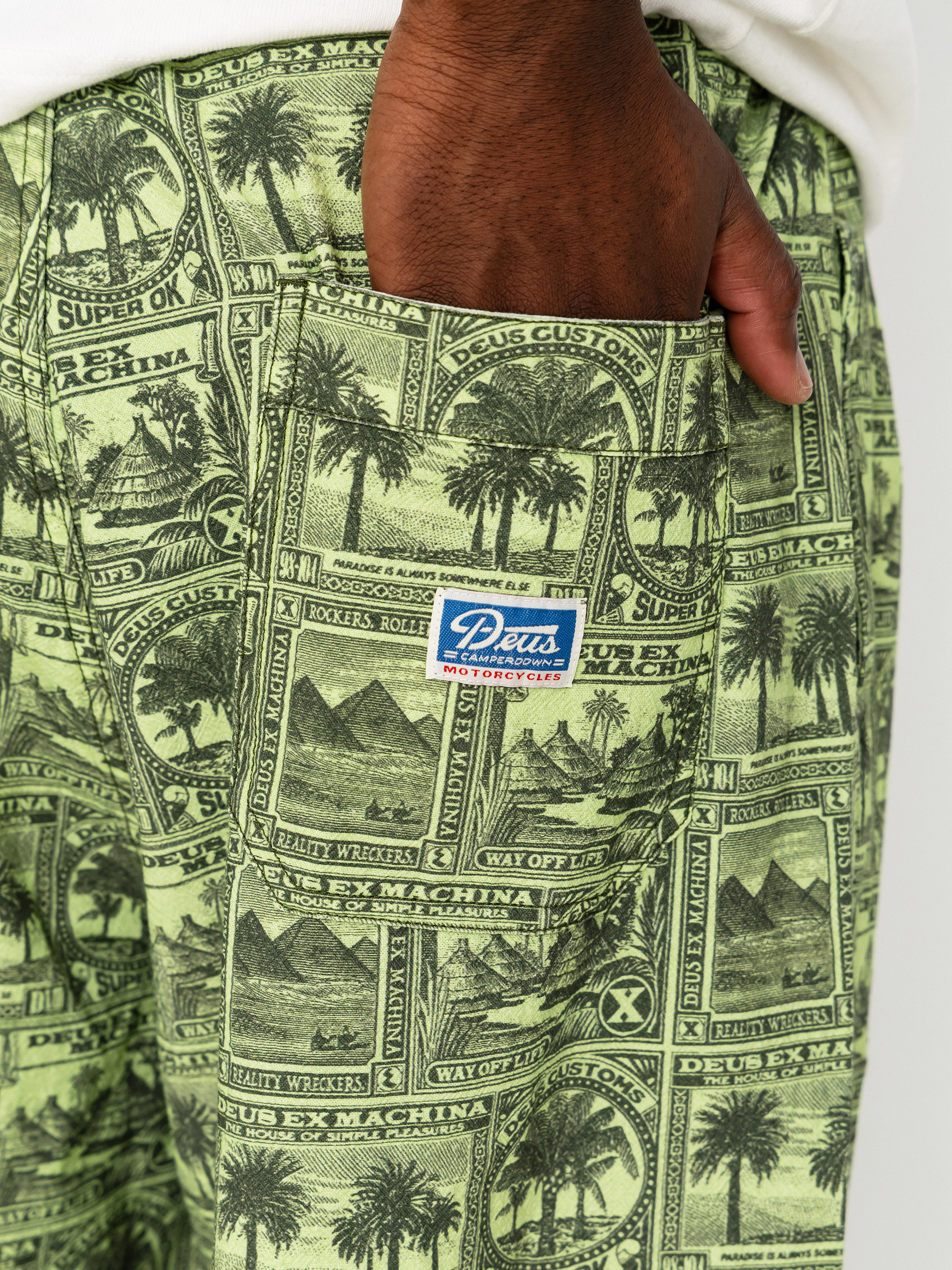 Deus Ex Machina Mail Man Hose (green)
