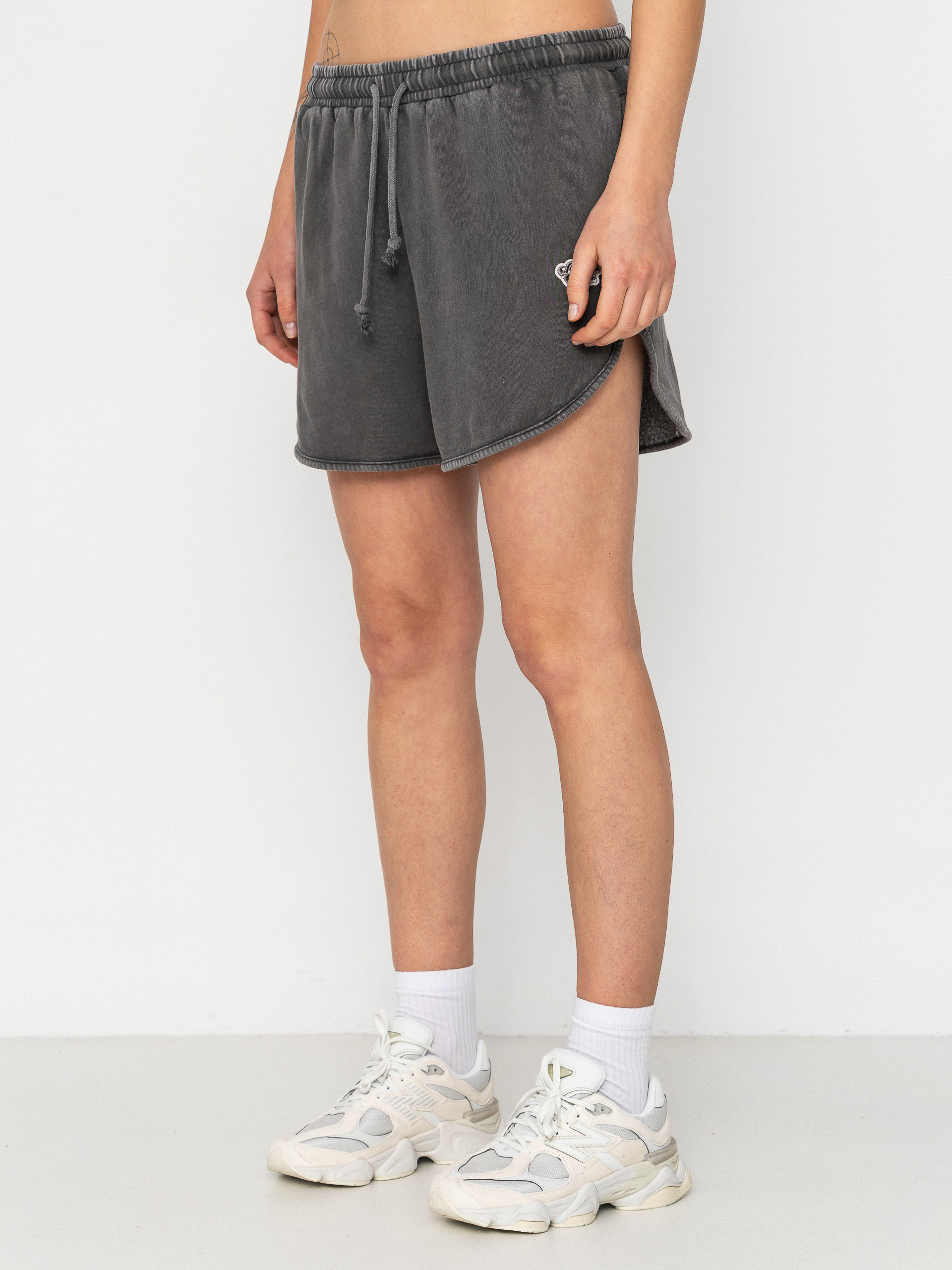 Santa Cruz Shorts Groovy Stack Wmn (grey wash)