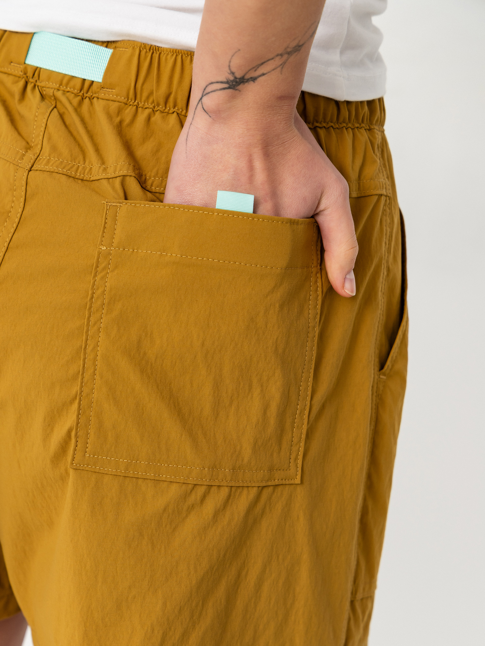 Patagonia Shorts Outdoor Everyday Wmn (bobcat brown)