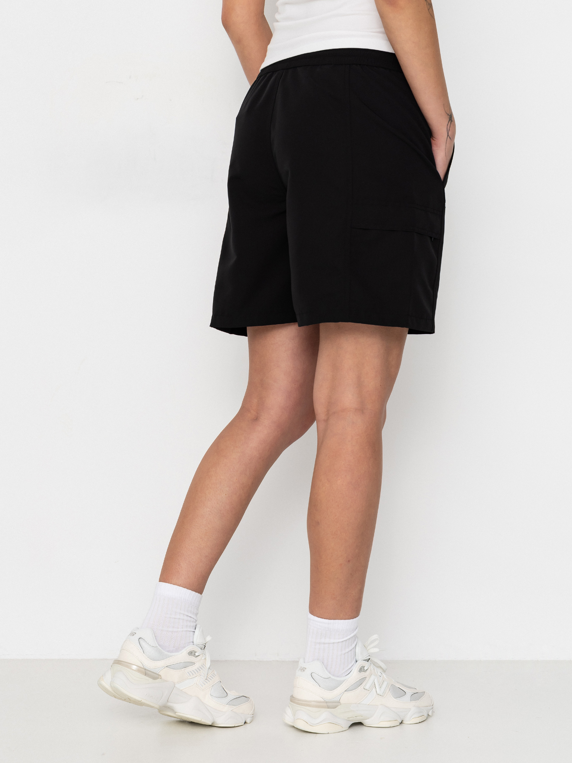 Carhartt WIP Shorts Iwan Wmn (black/white)