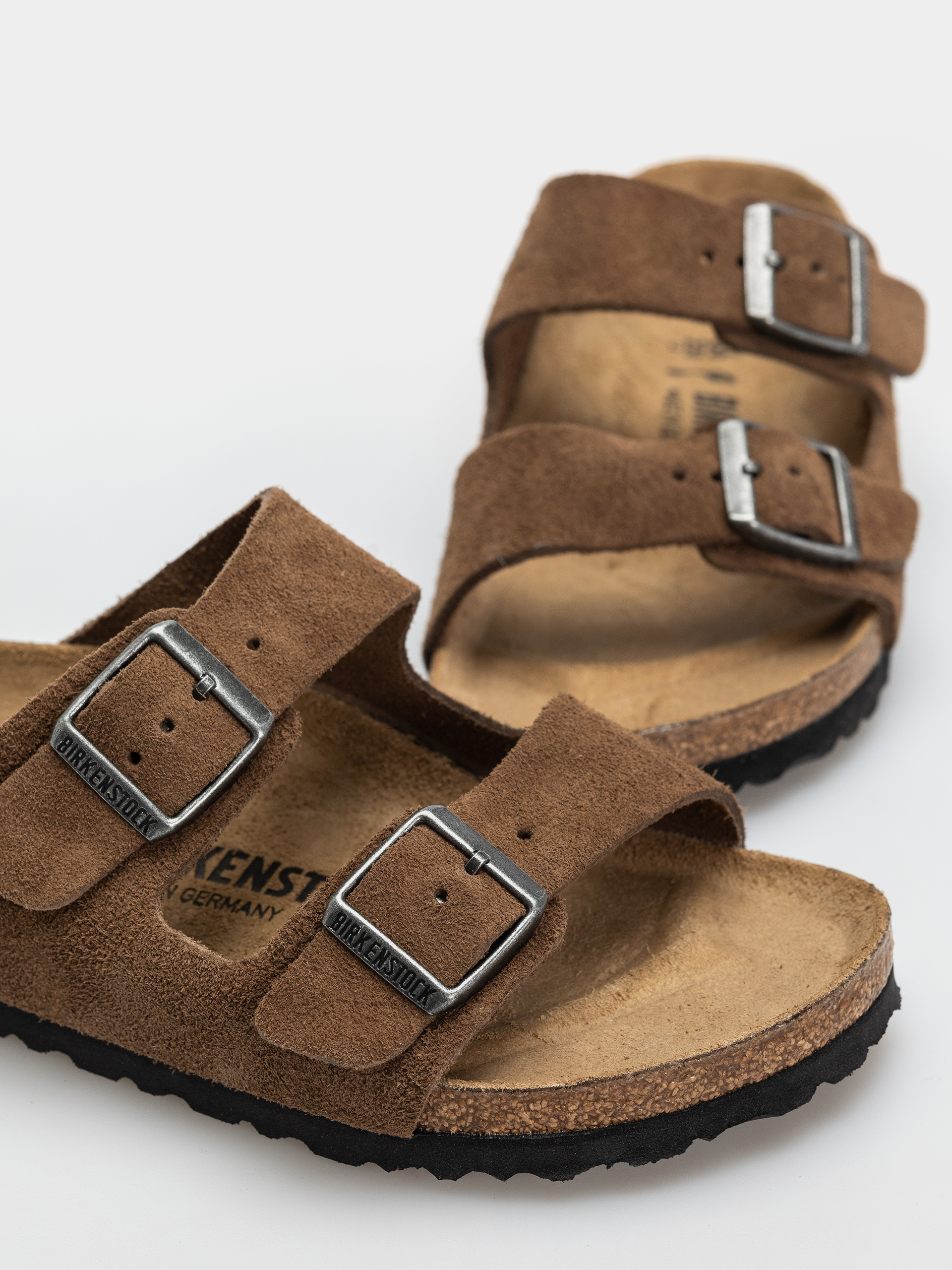 Birkenstock Arizona Suede Leather Narrow Flip-flops (dark tea)