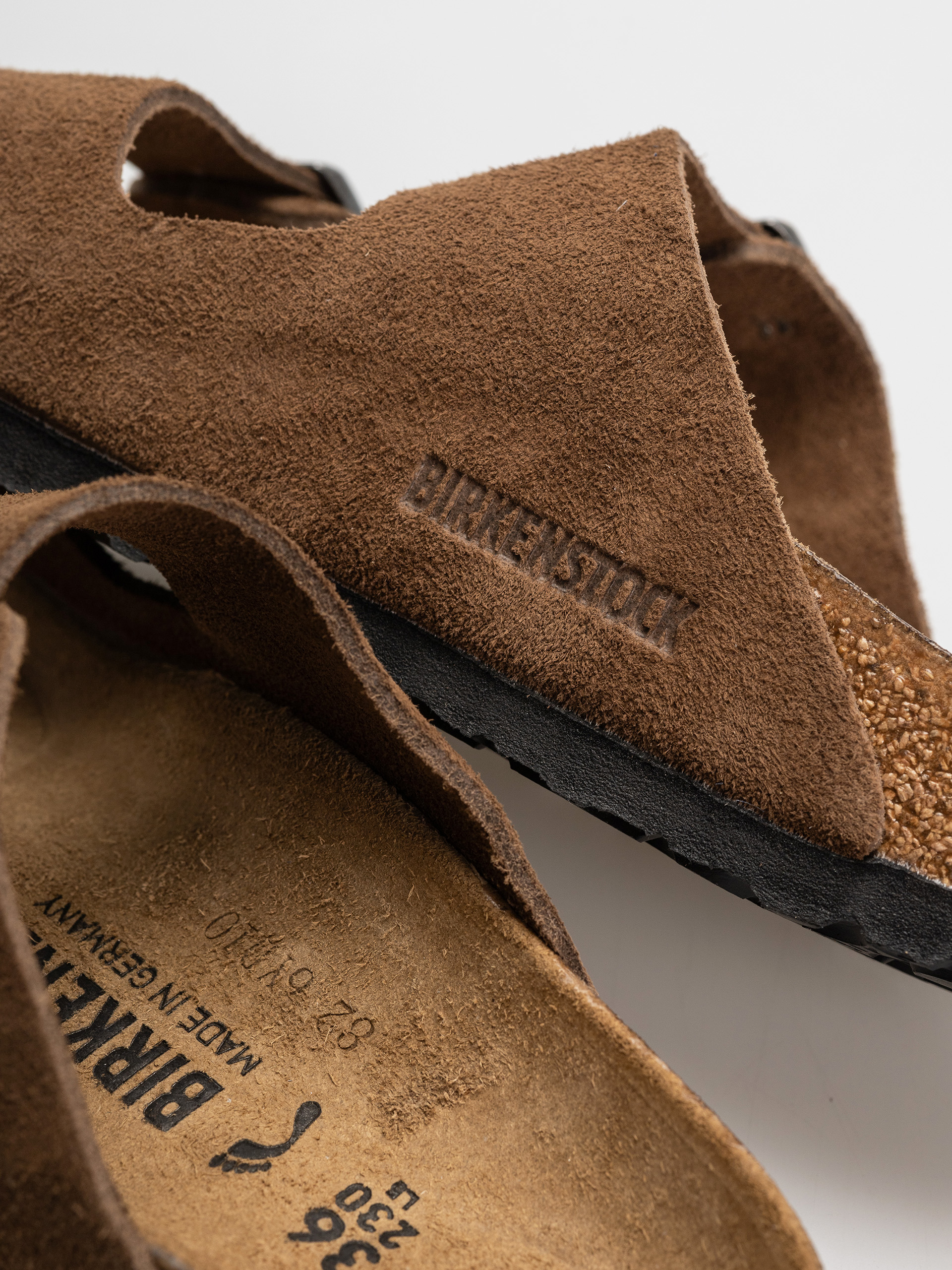 Birkenstock Arizona Suede Leather Narrow Flip-flops (dark tea)