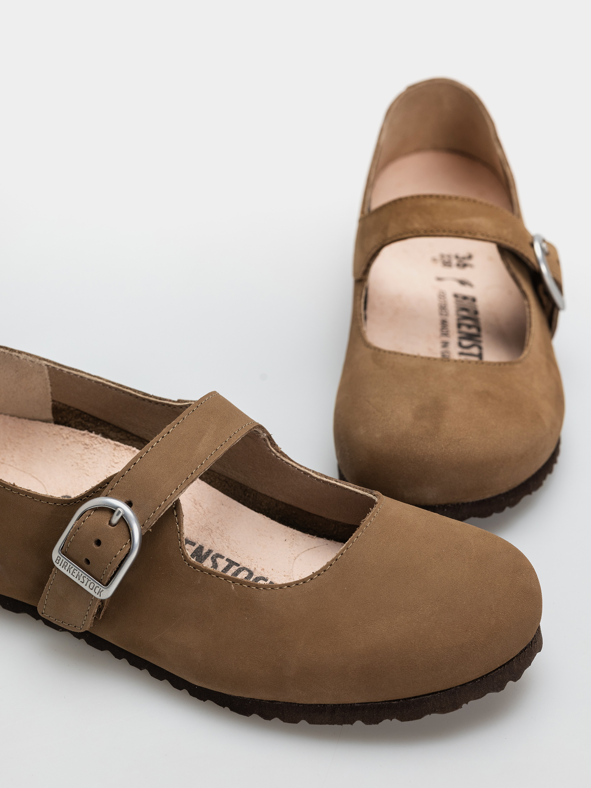 Birkenstock Santa Clarita Nubuck Leather Narrow Wmn Flip-flops (dark tea)