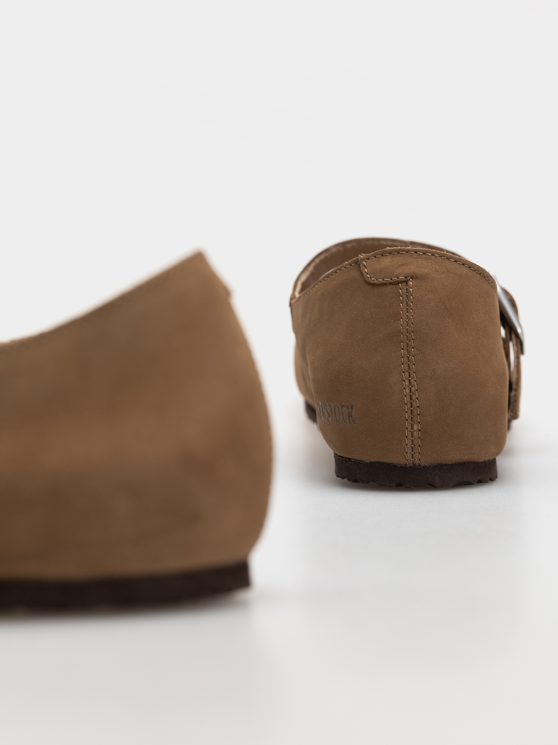 Birkenstock Santa Clarita Nubuck Leather Narrow Wmn Flip-flops (dark tea)