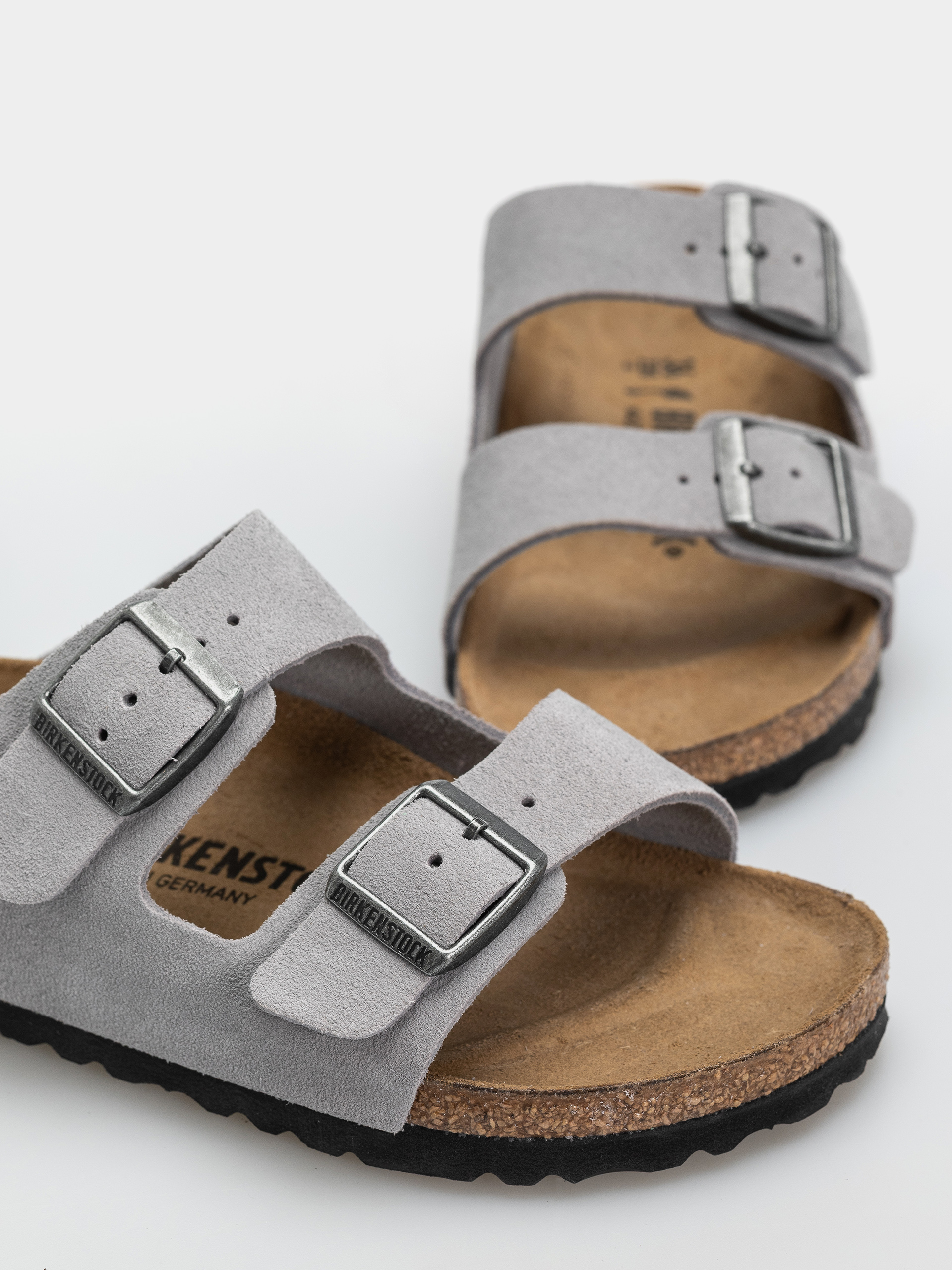 Birkenstock Arizona Suede Leather Narrow Flip-flops (lavender sky)