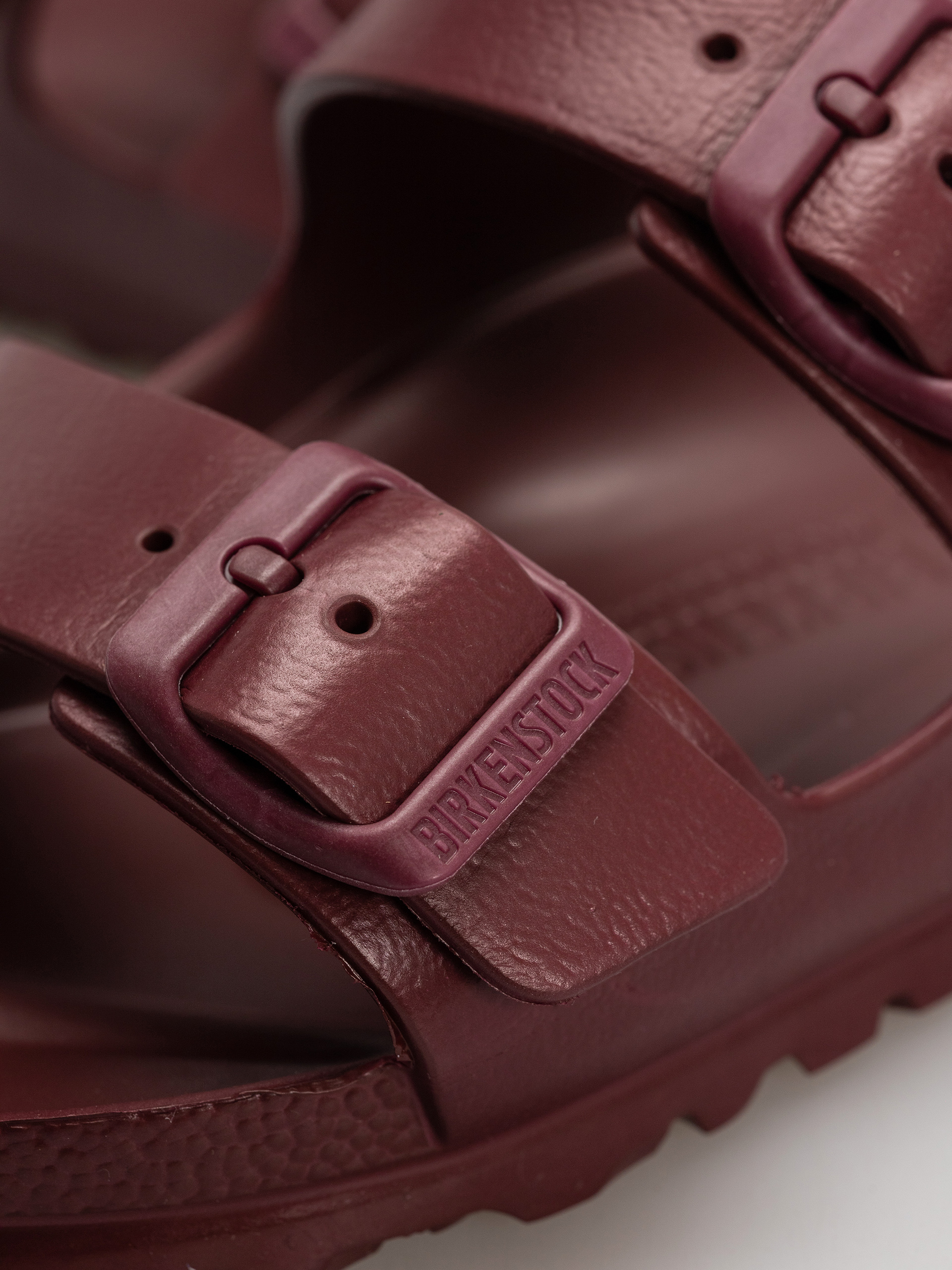 Birkenstock Arizona Essentials EVA Narrow Flip-flops (zinfandel)