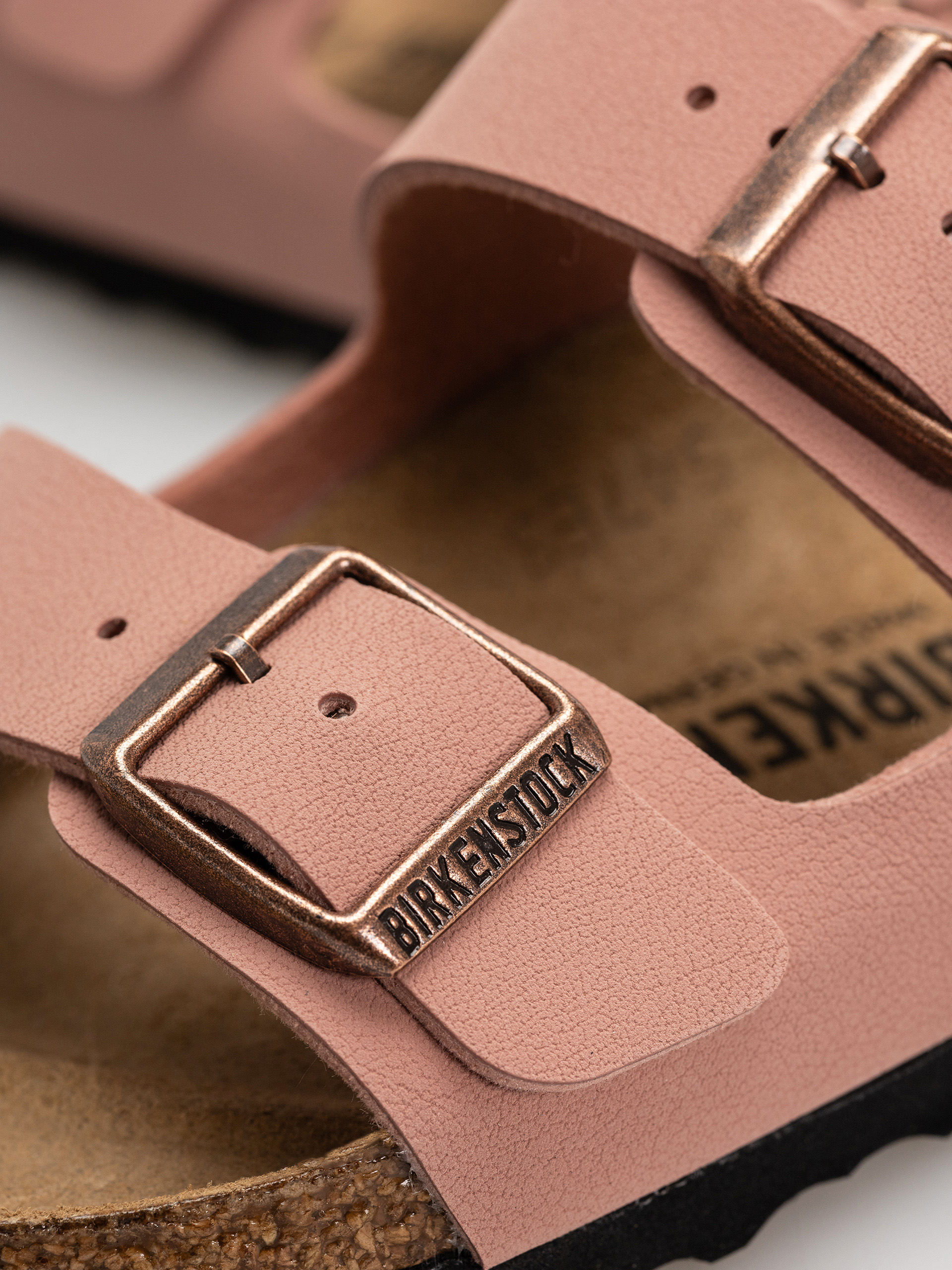 Birkenstock Arizona Birkibuc Narrow Flip-flops (pink clay)