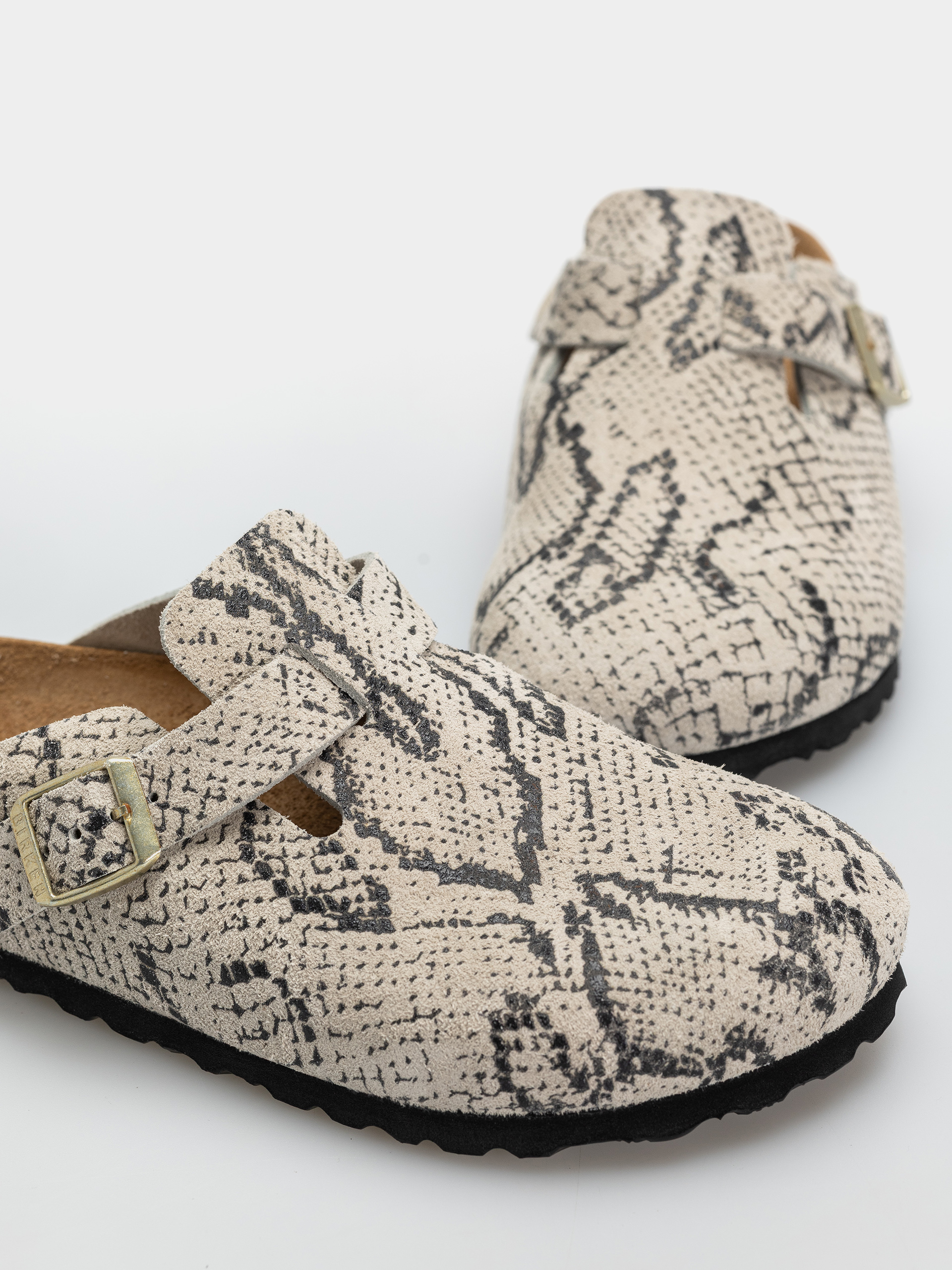 Birkenstock Boston Rivet Logo Suede Leather Narrow Wmn Flip-flops (snake oyster)
