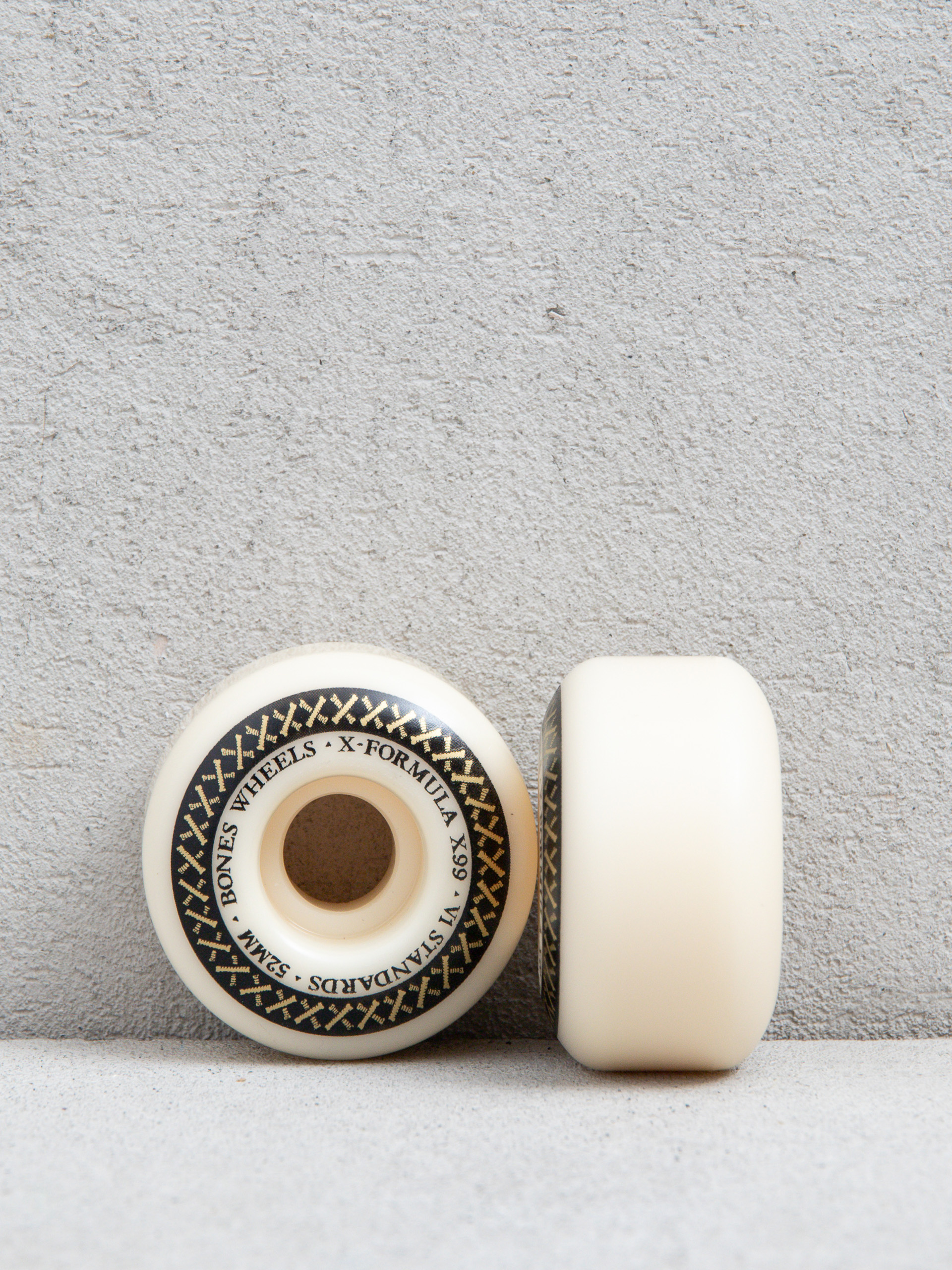 Bones Wheels X Formula V1 Standard 99A