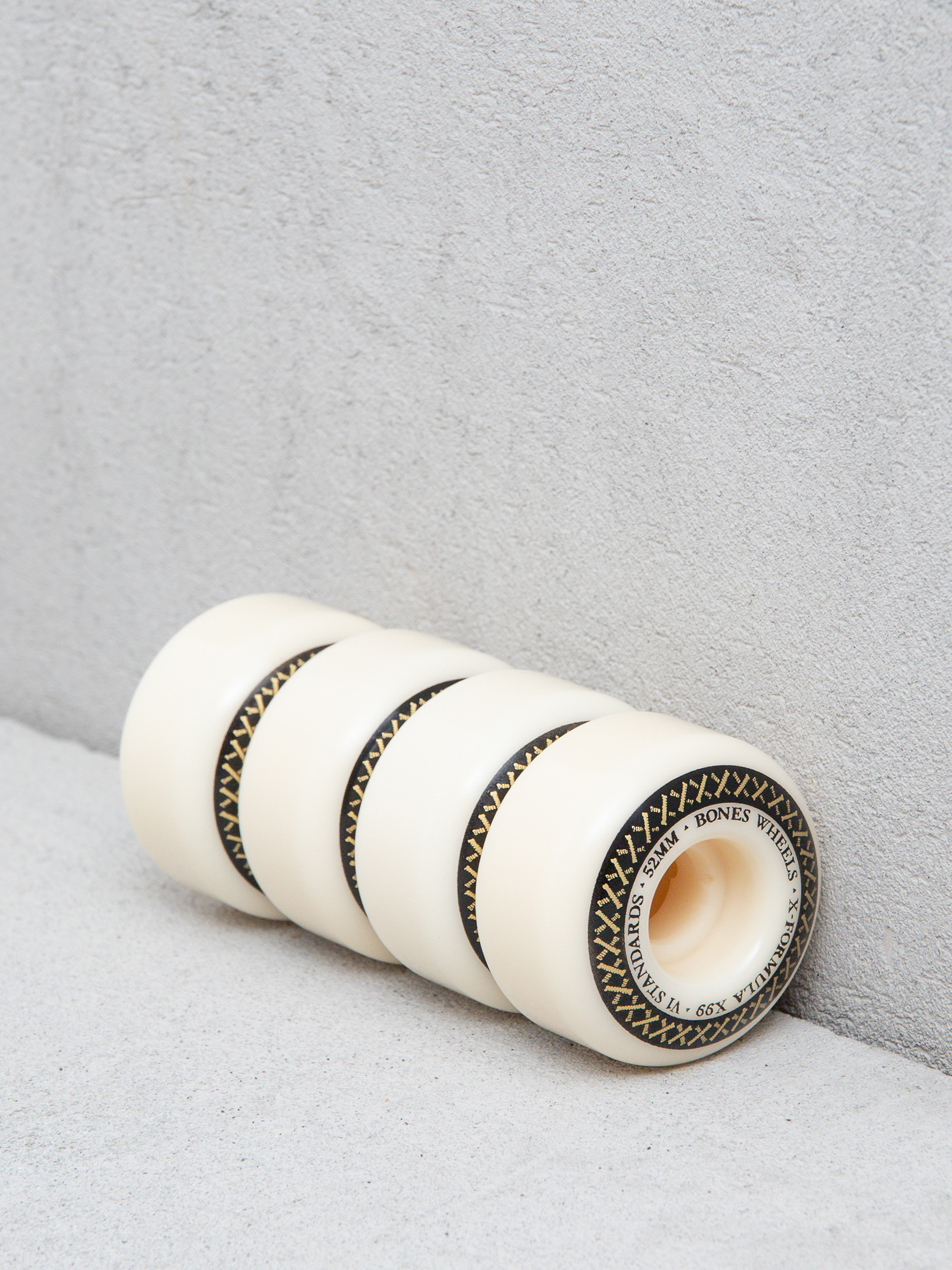 Bones Wheels X Formula V1 Standard 99A