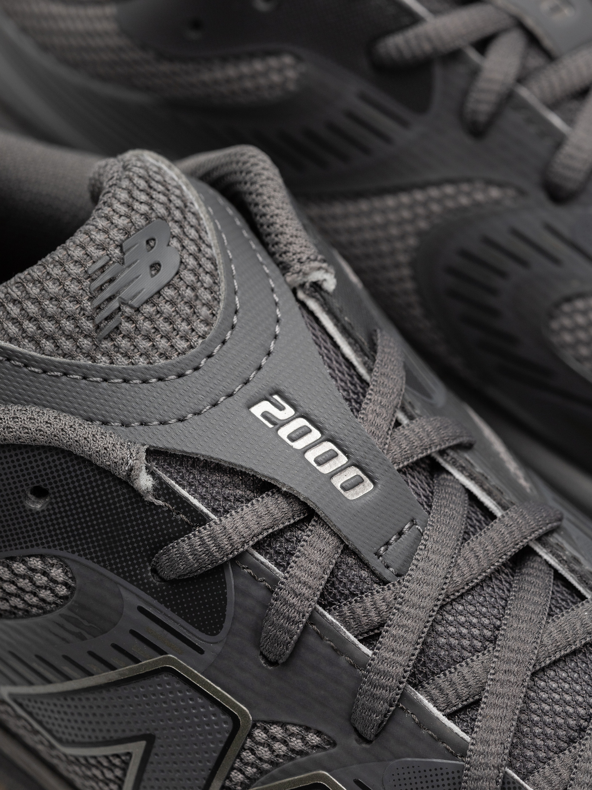 New Balance 2000 Shoes (castlerock/castlerock)