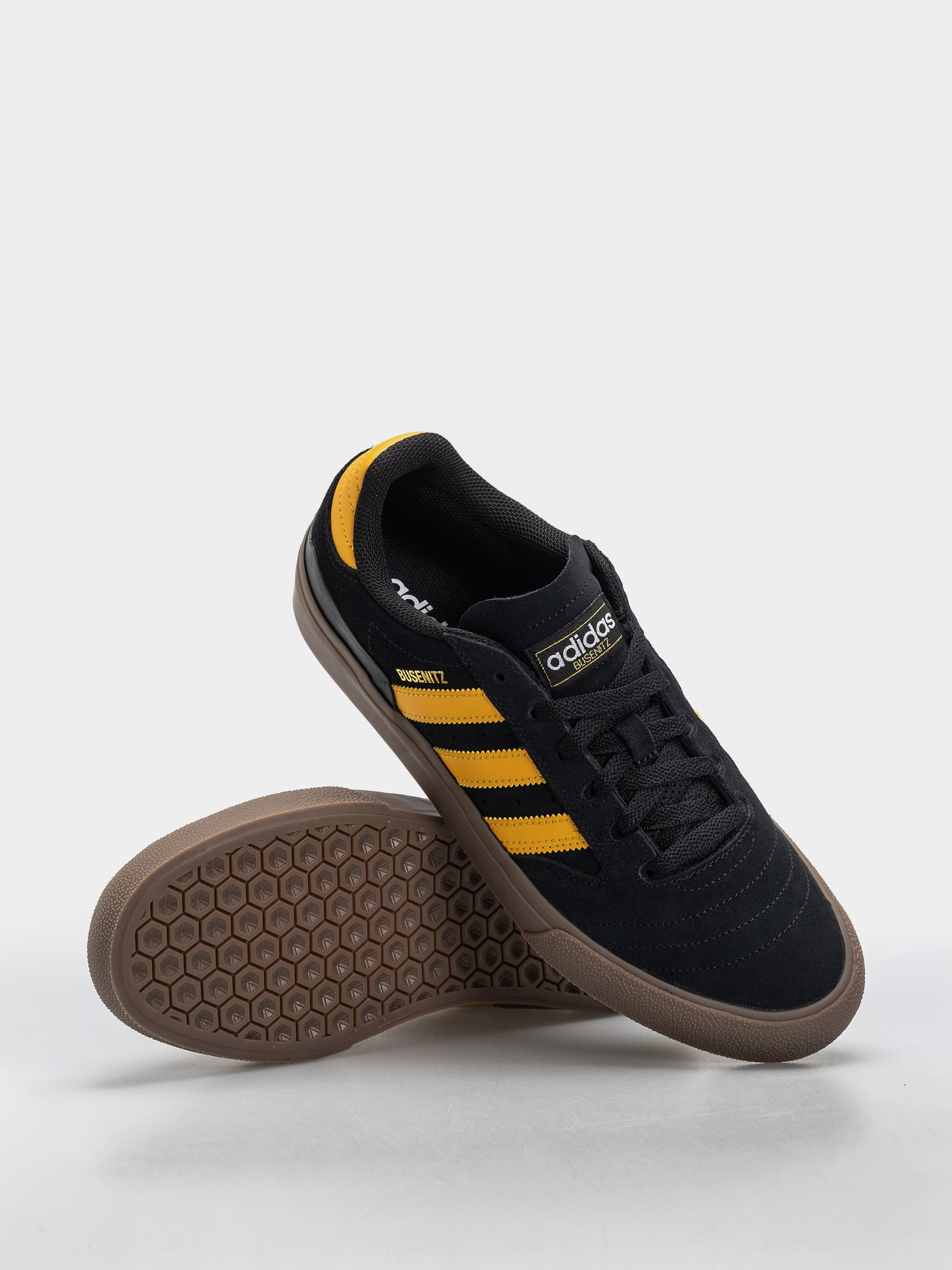 adidas Busenitz Vulc II Schuhe (cblack/preyel/gum4)