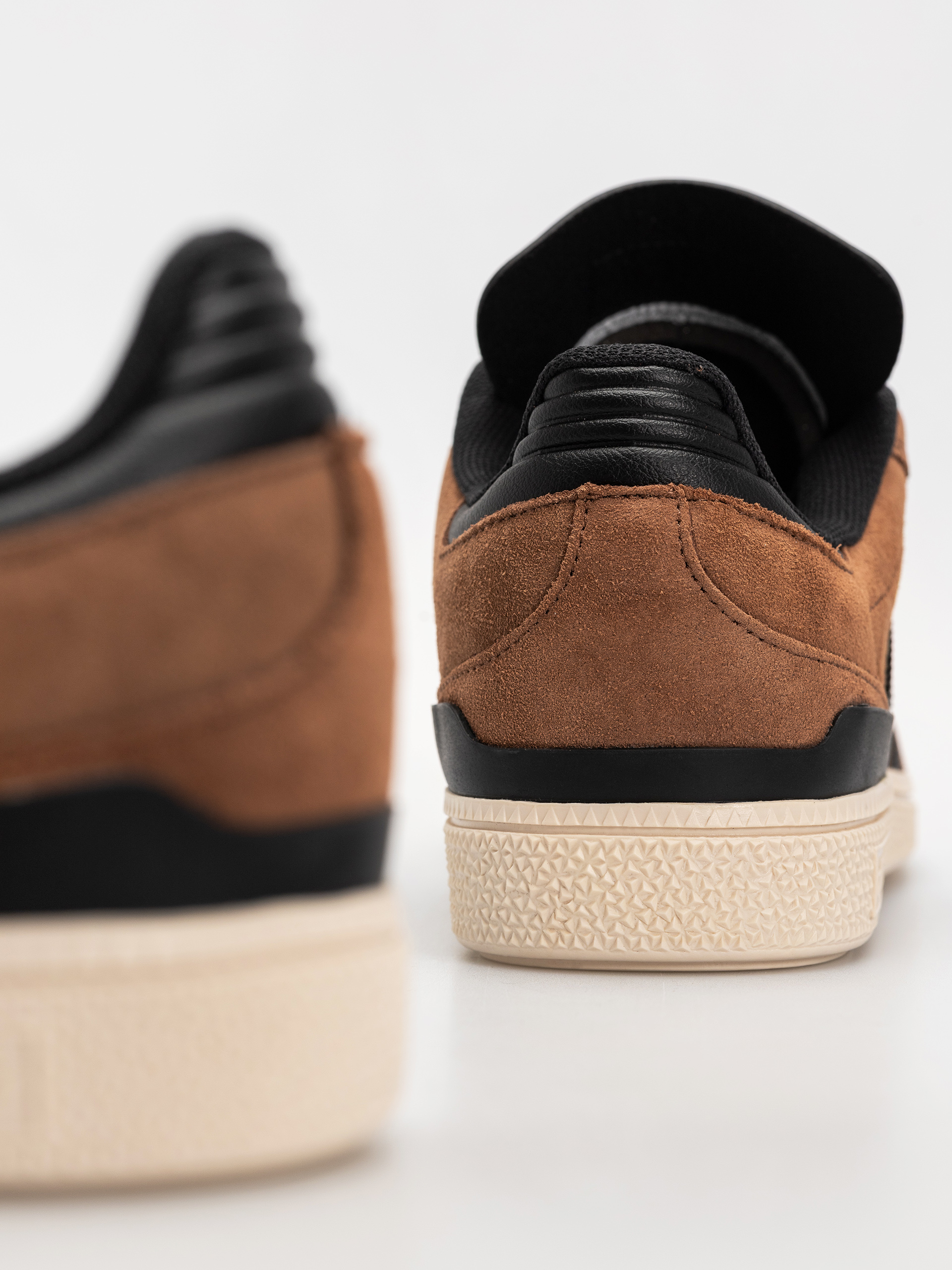 adidas Busenitz Schuhe (prebrn/cblack/cwhite)