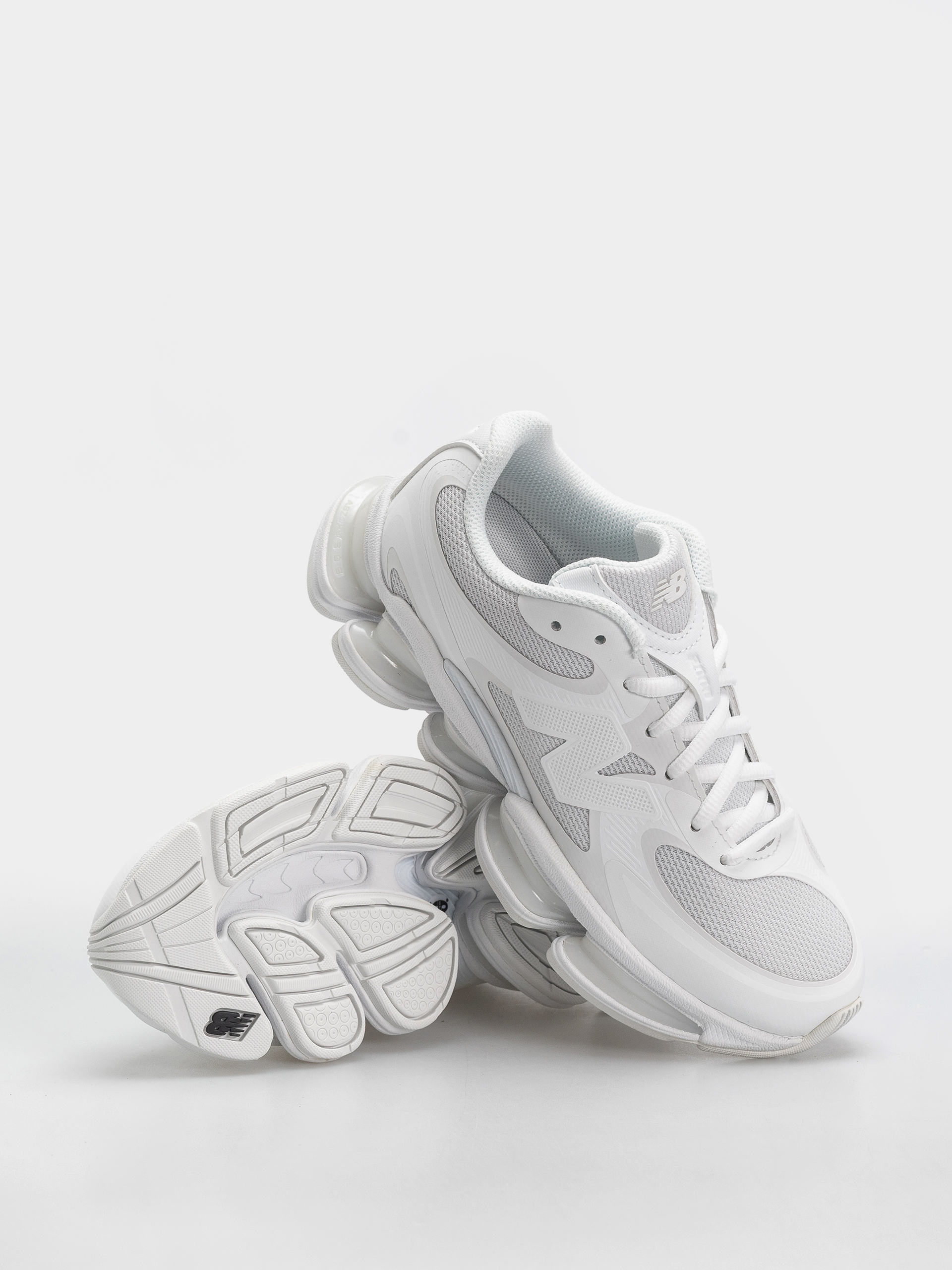 New Balance 2000 Schuhe (white/white/black)