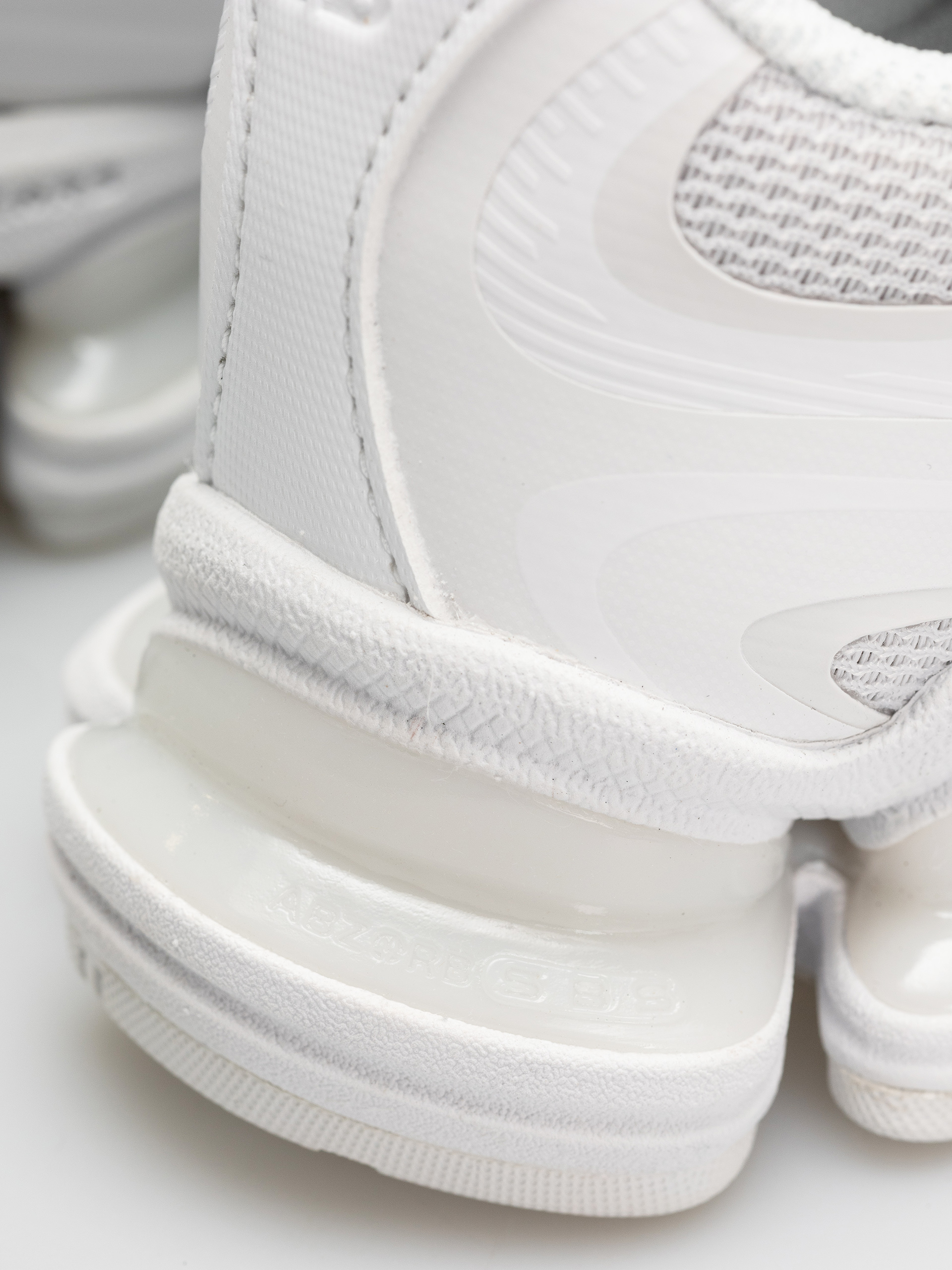 New Balance 2000 Schuhe (white/white/black)