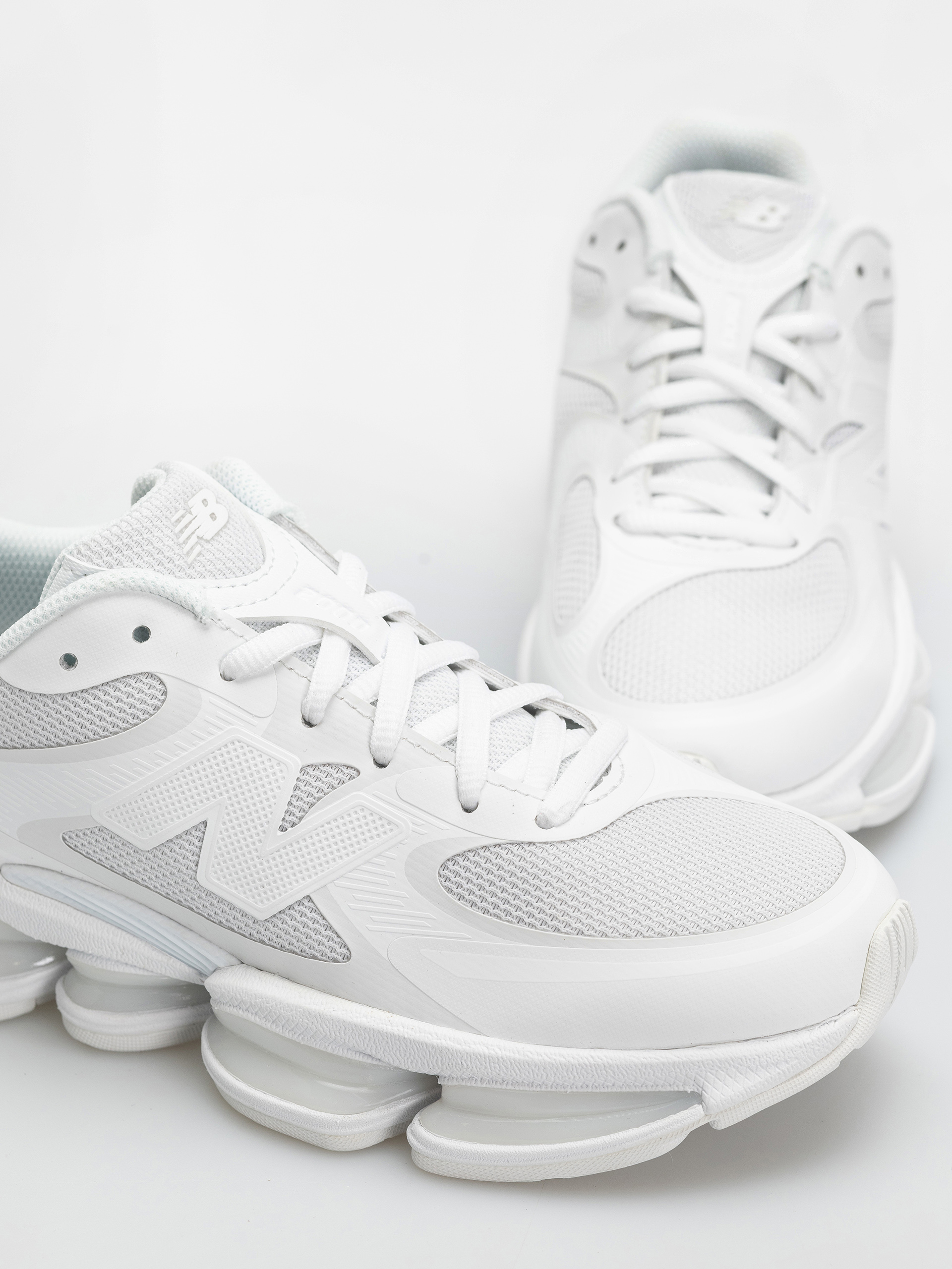 New Balance 2000 Schuhe (white/white/black)