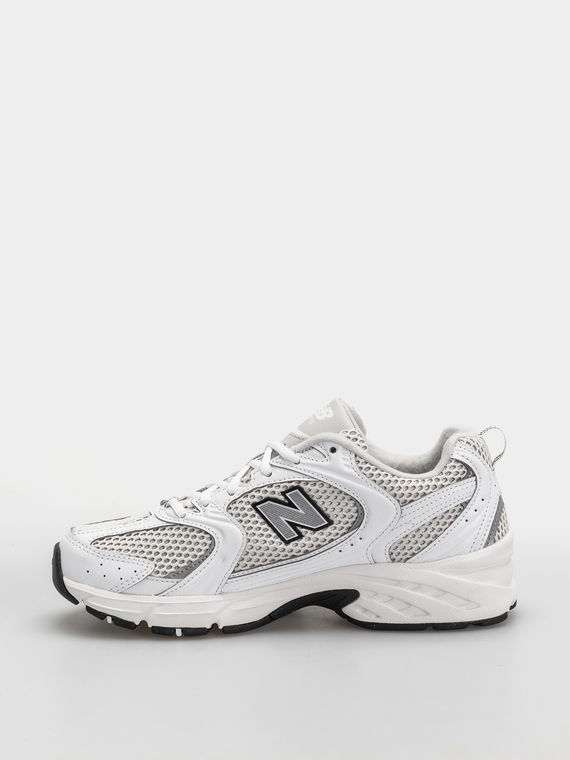 New Balance 530 Shoes (white/silver metallic/black)