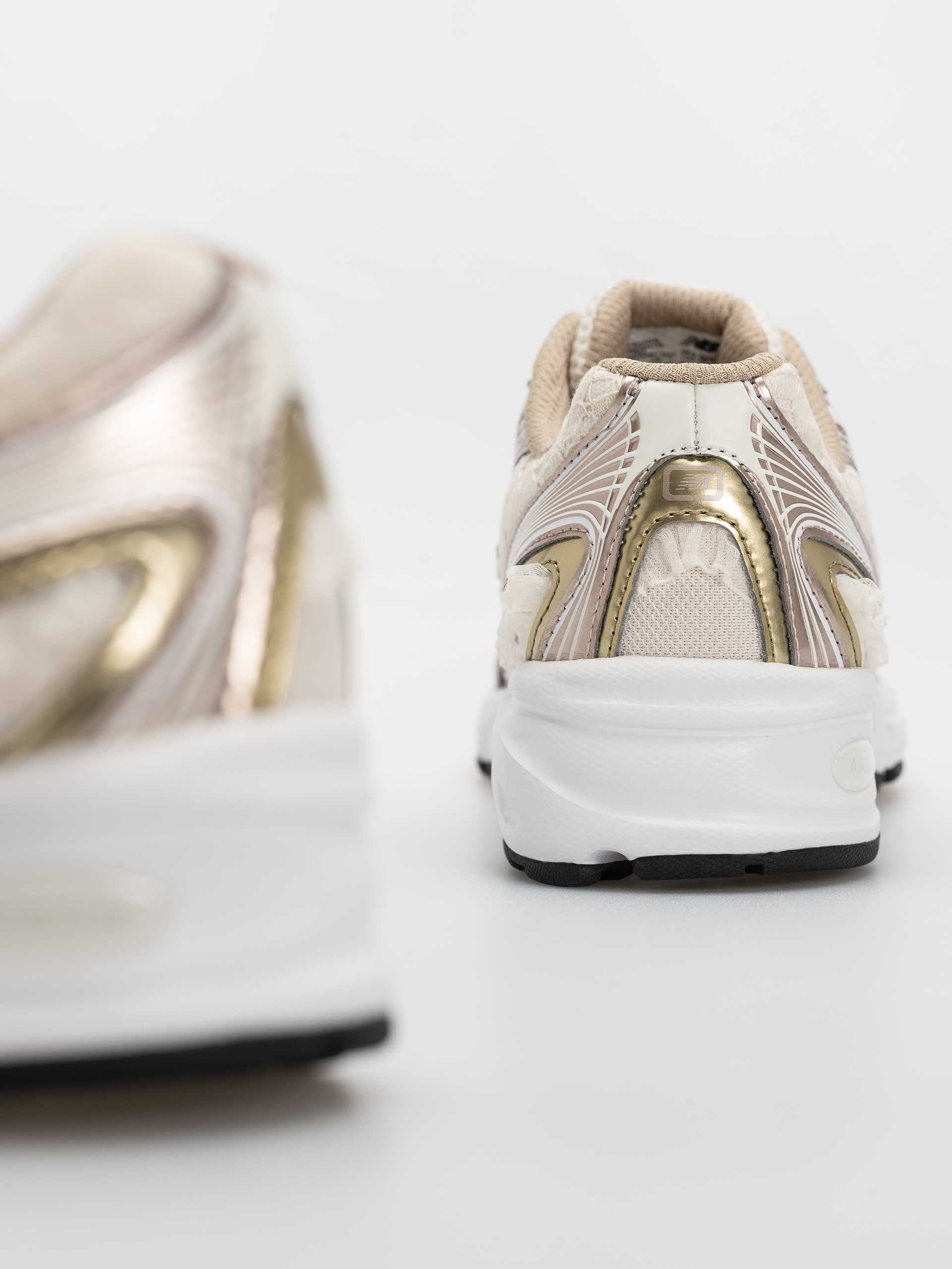 New Balance 740 Schuhe (sea salt/silver metallic)