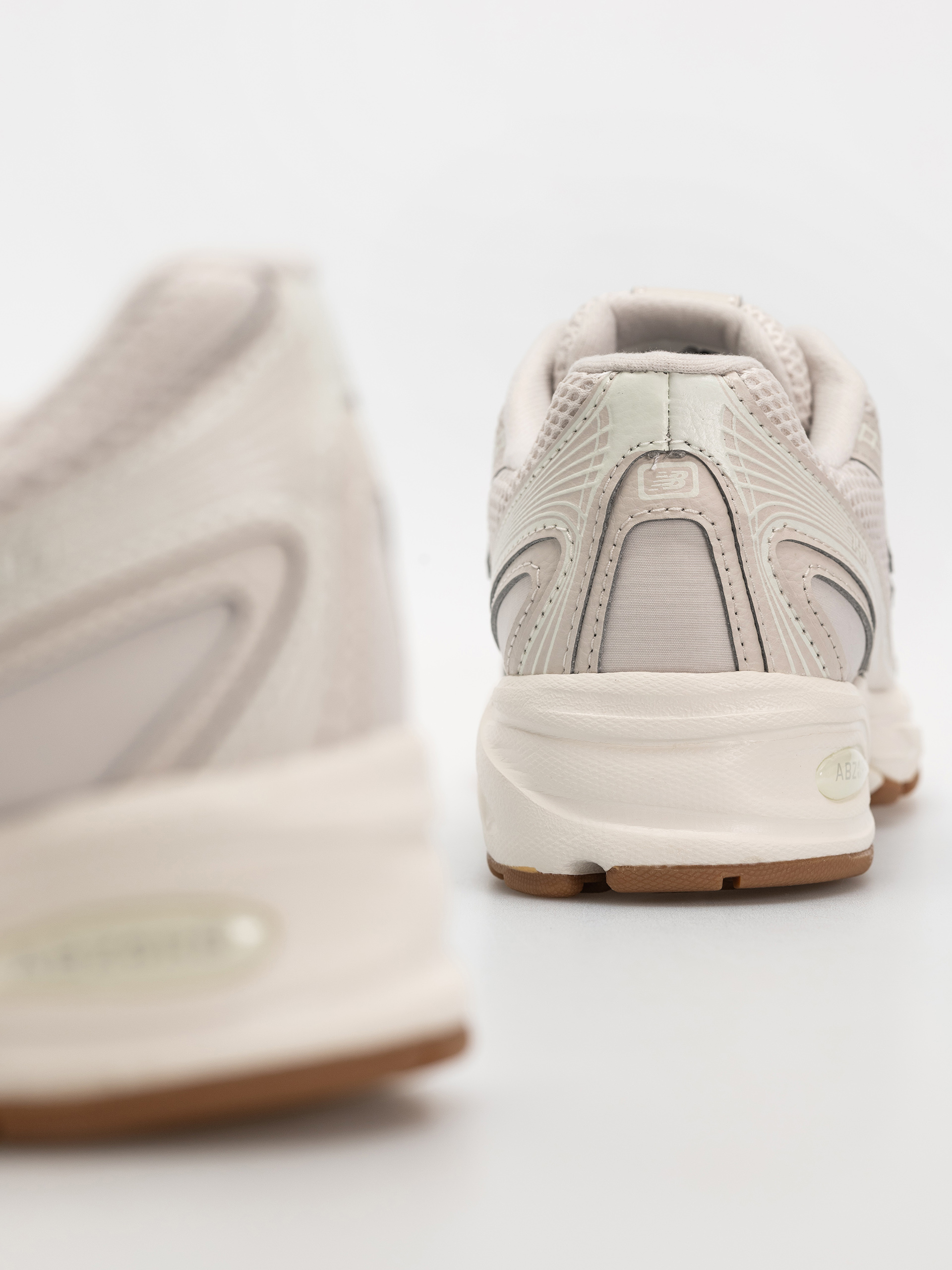 New Balance 740 Schuhe (moonbeam/sea salt)