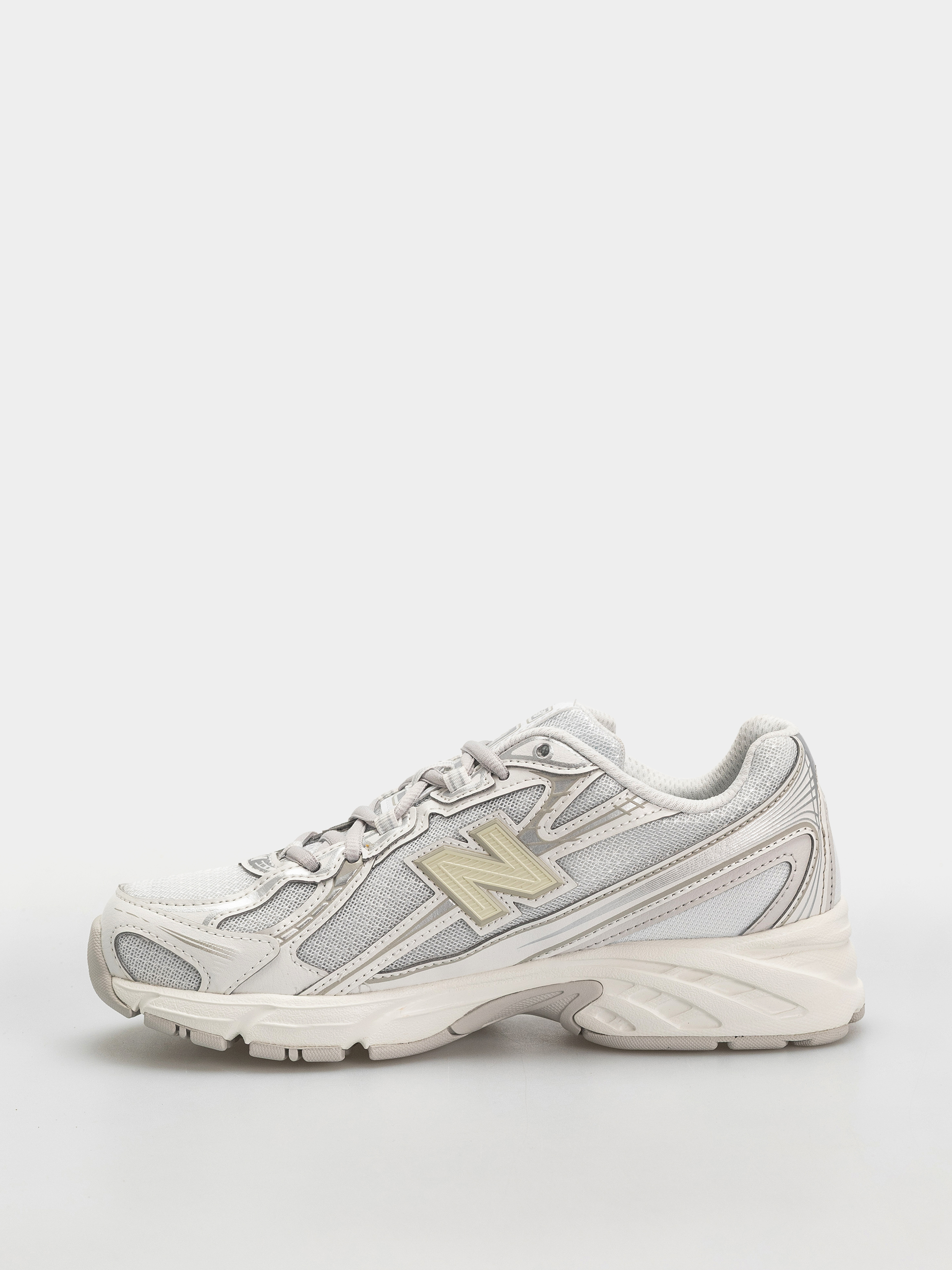 New Balance 740 Shoes (white/silver metallic)