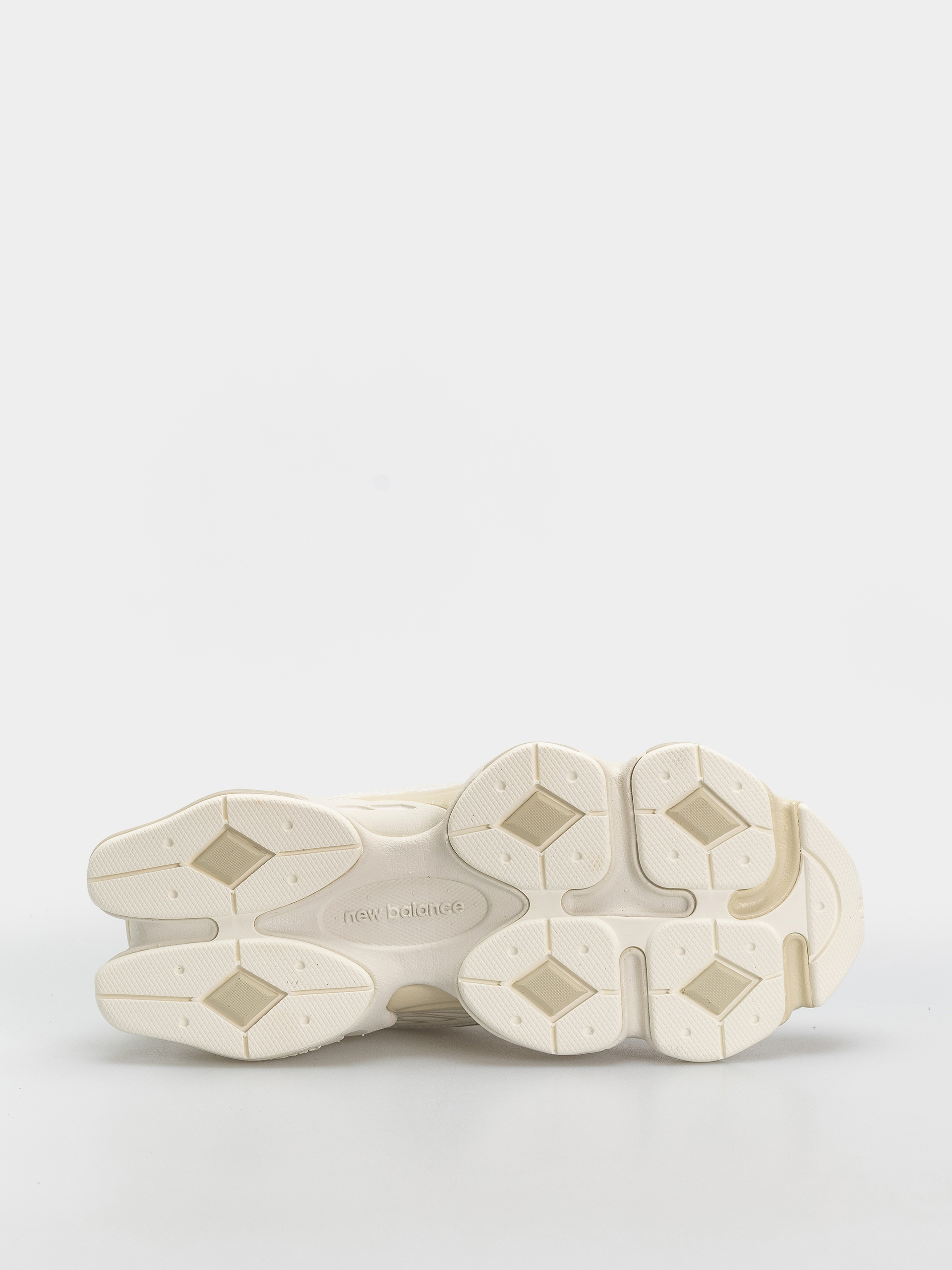 New Balance 9060 Shoes (bone/sea salt)