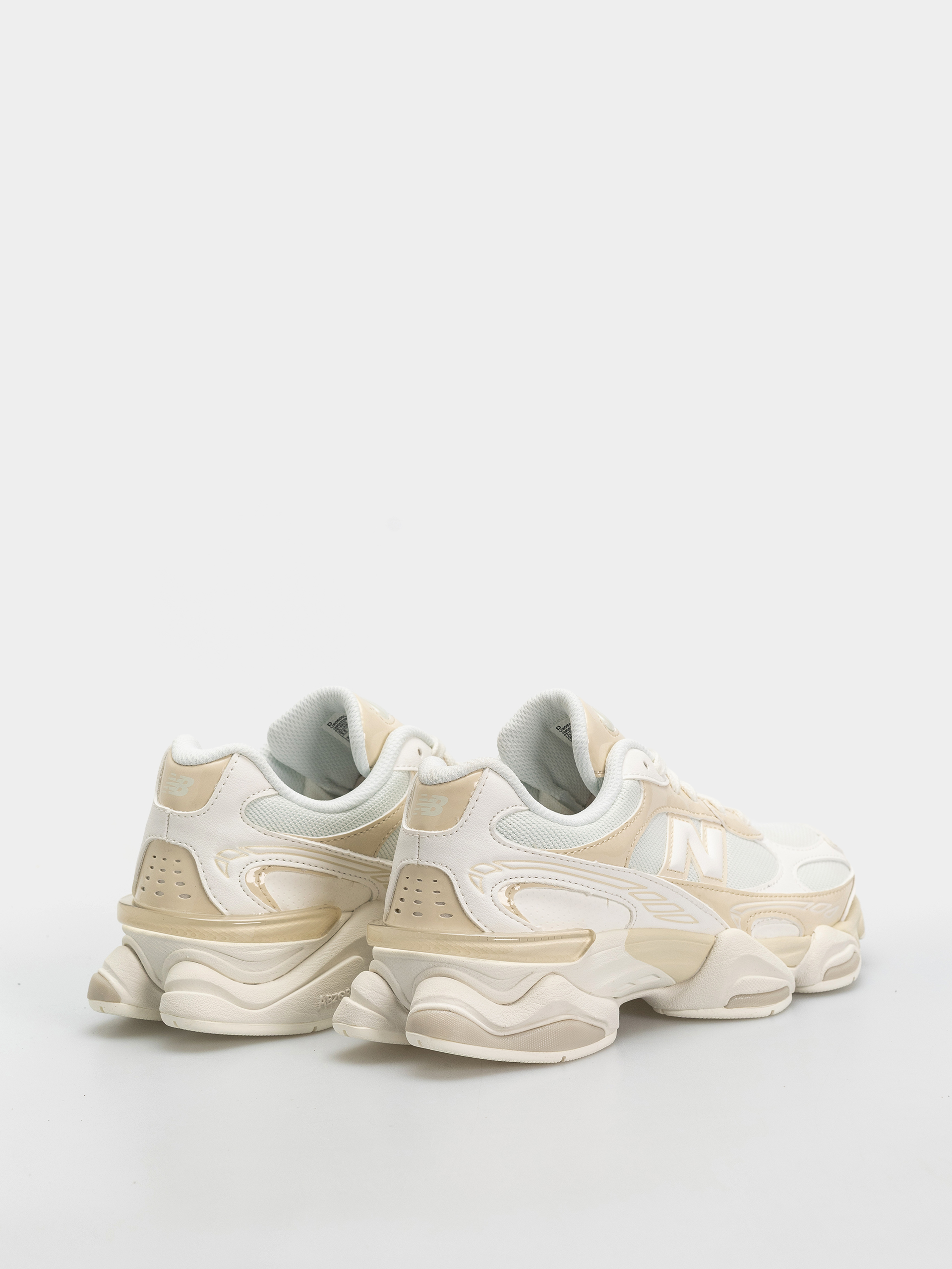 New Balance 9060 Shoes (bone/sea salt)