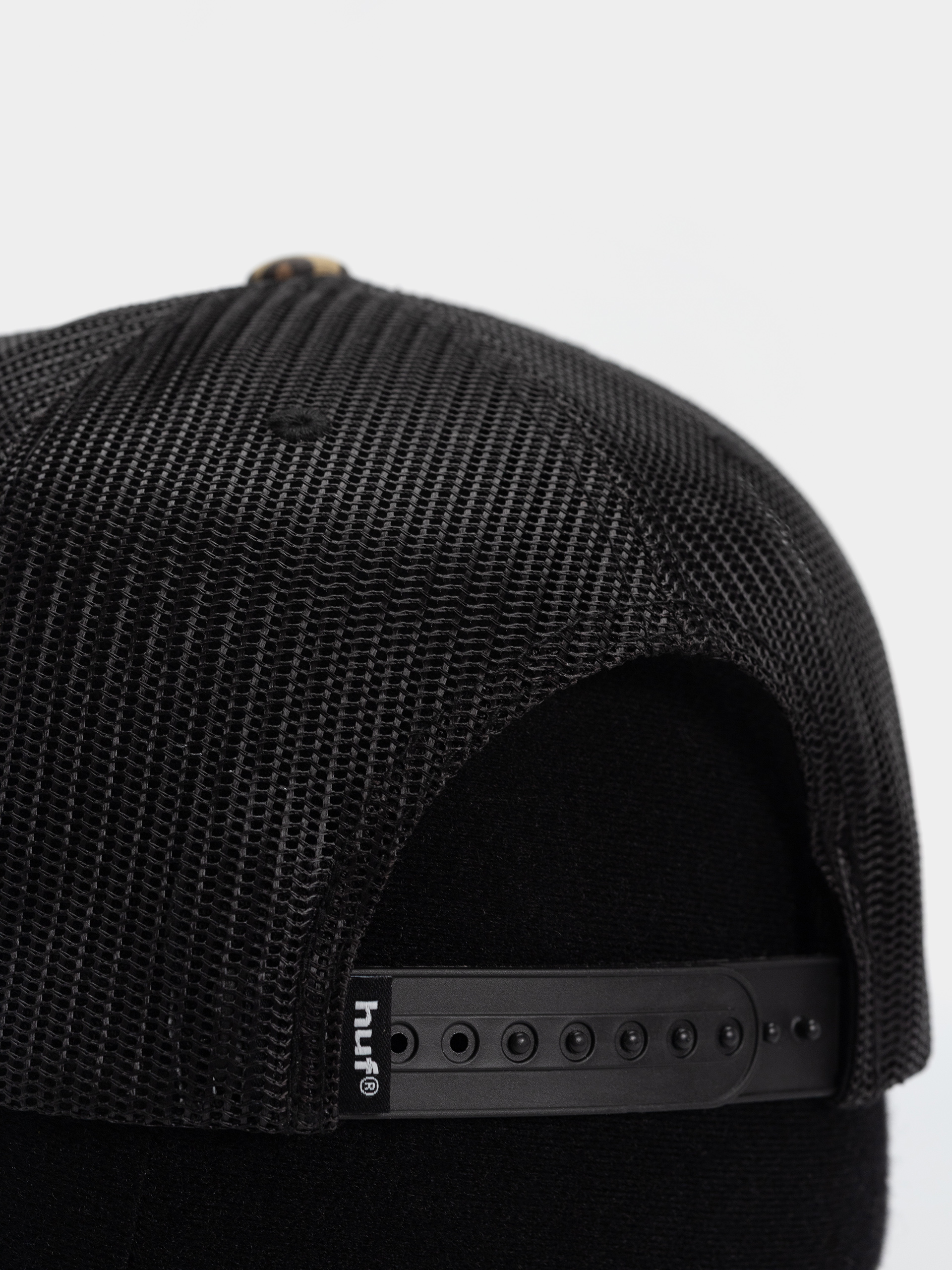 HUF Cap Safari Trucker (leopard)