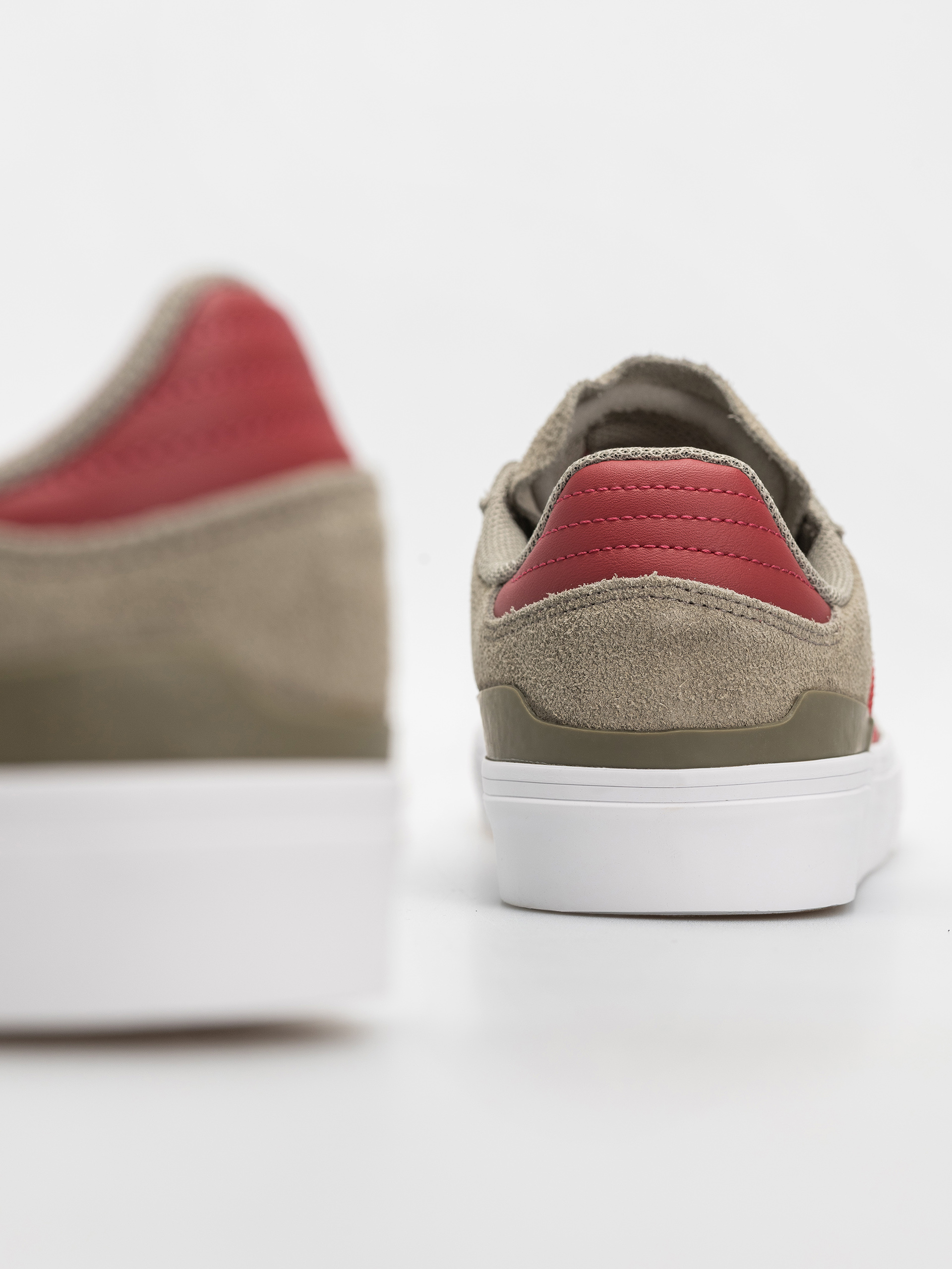 adidas Busenitz Vulc II Shoes (silpeb/tmvire/ftwwht)