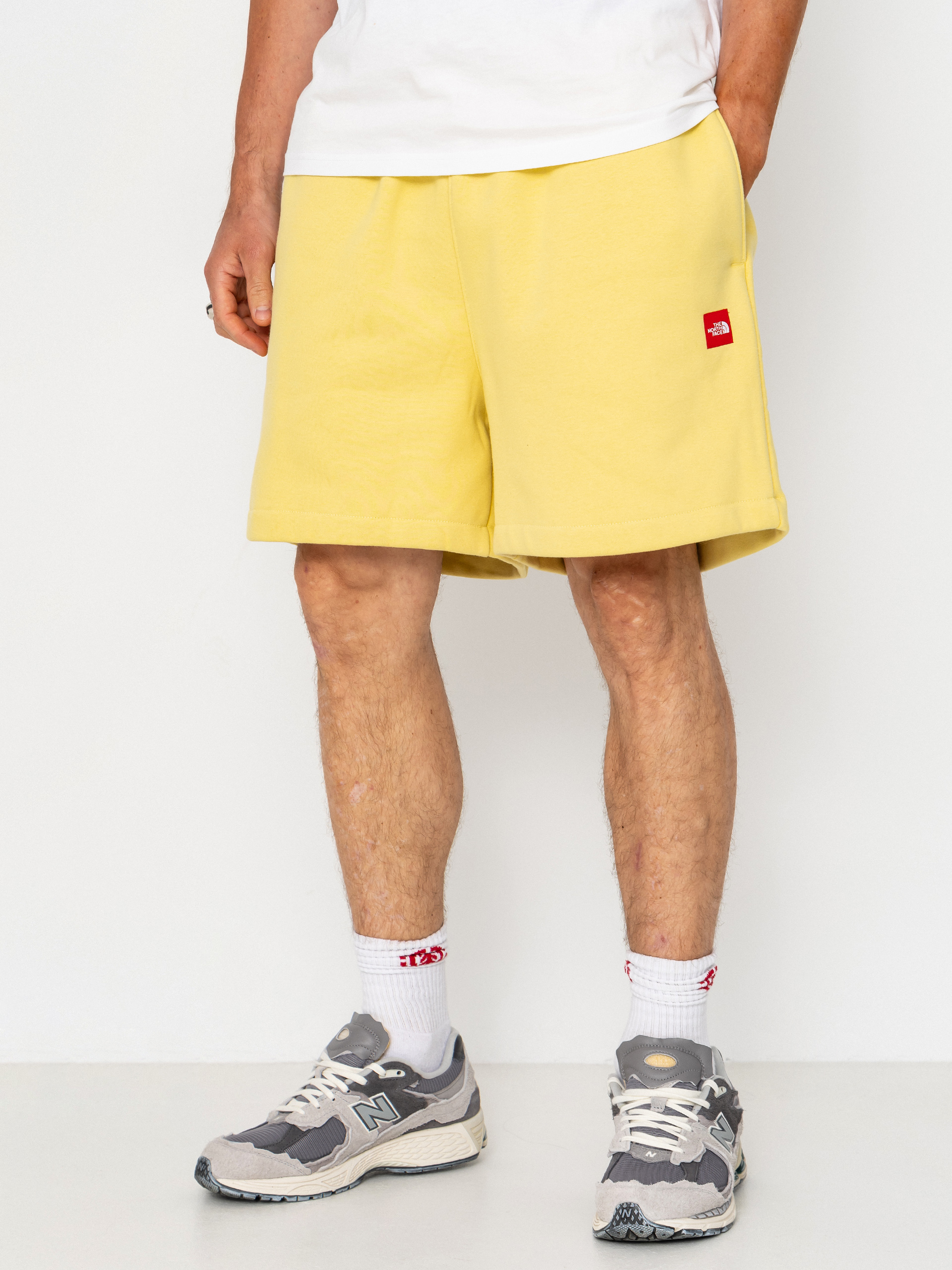 The North Face Shorts Tnf Red Box Fleece (honeyed sand)