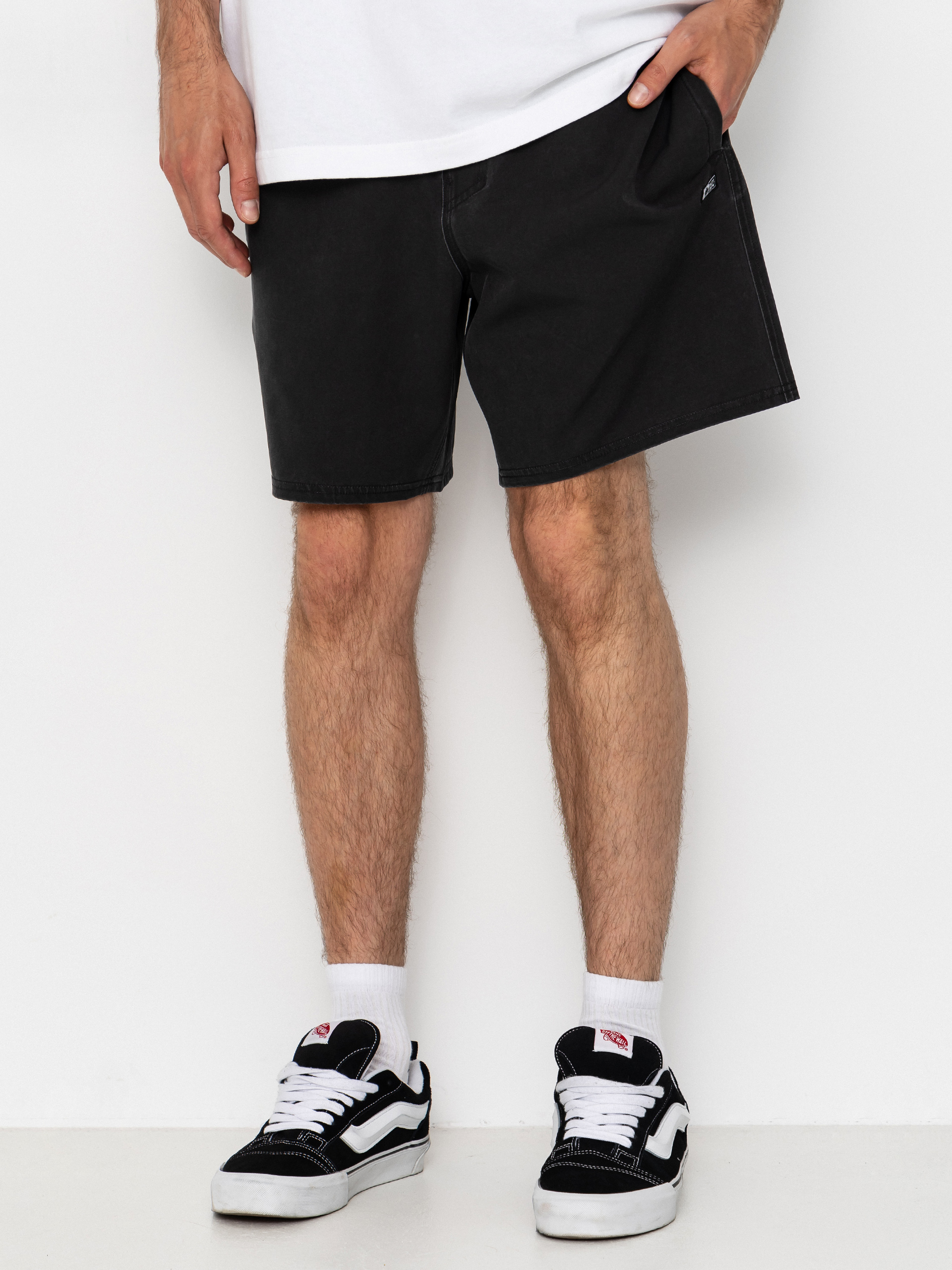 Salty Crew Seadog Volley Boardshorts (black)