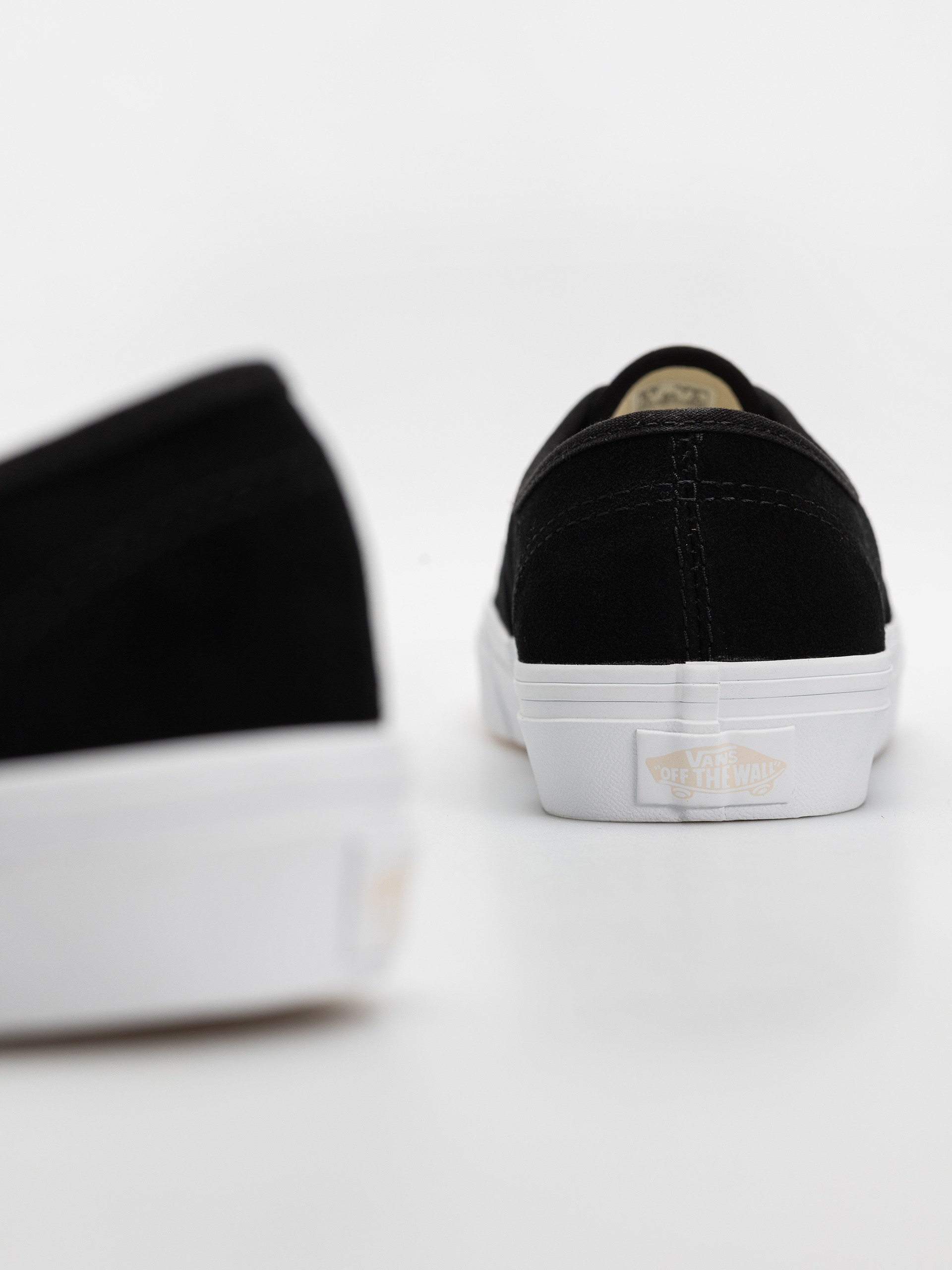 Vans Authentic Schuhe (black/true whit)