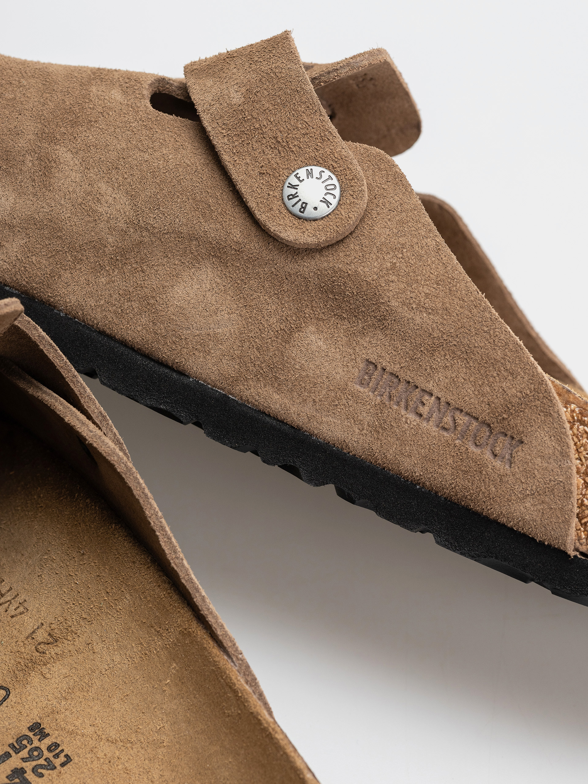 Birkenstock Boston Suede Leather Regular Flip Flops (dark tea)