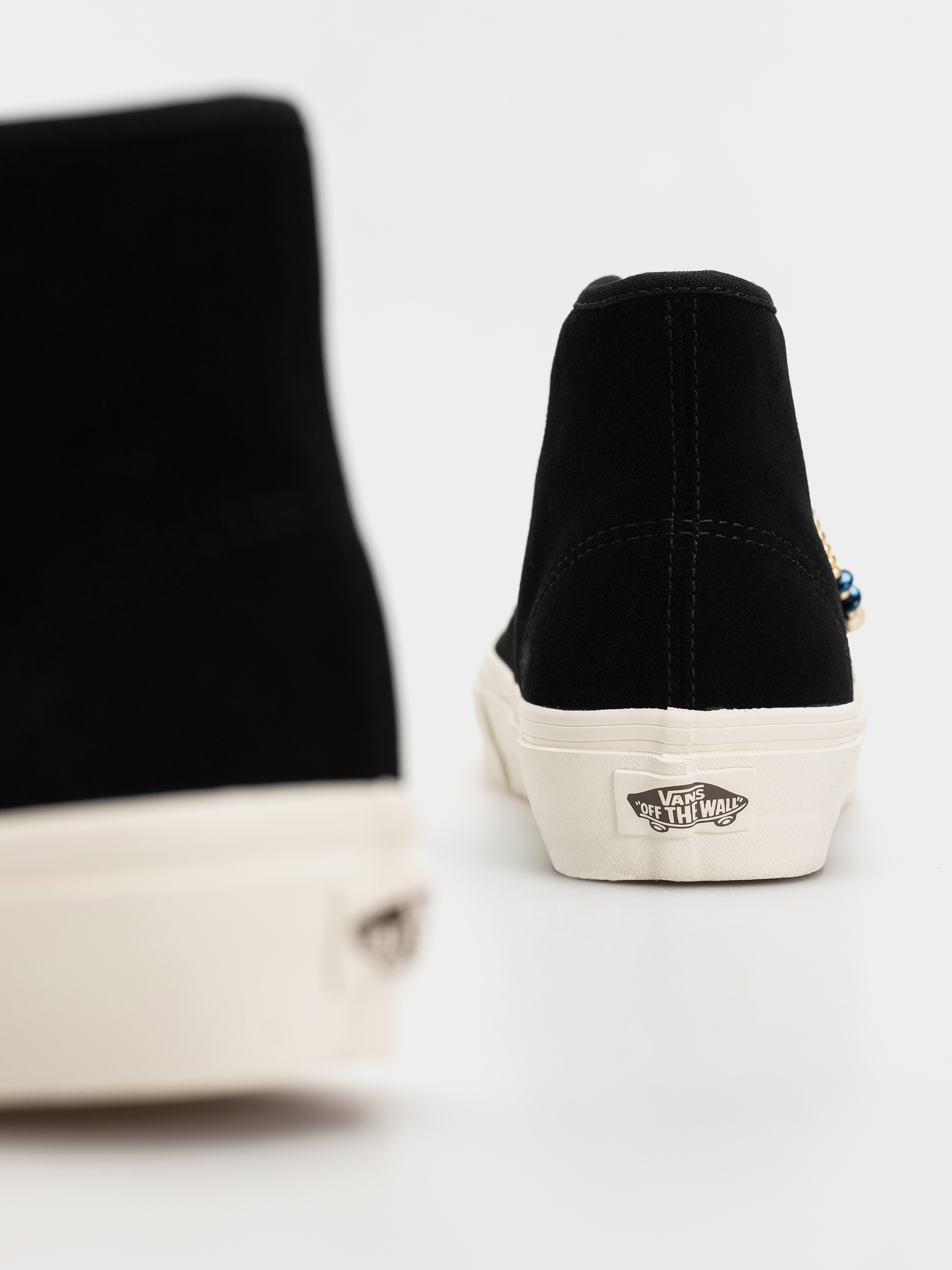 Vans Shoes Authentic Hi 2.0 (black/gold)