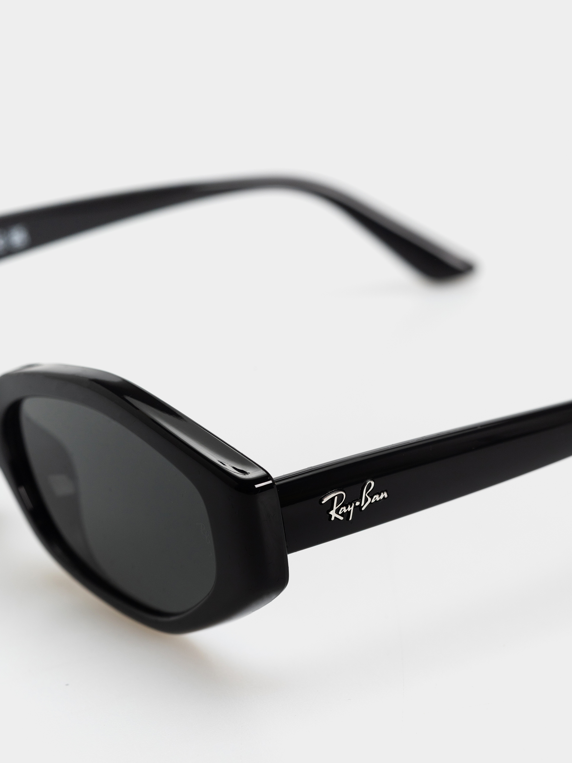 Ray-Ban Rb4473D Sonnenbrille (polerowany black/ciemnogrey)