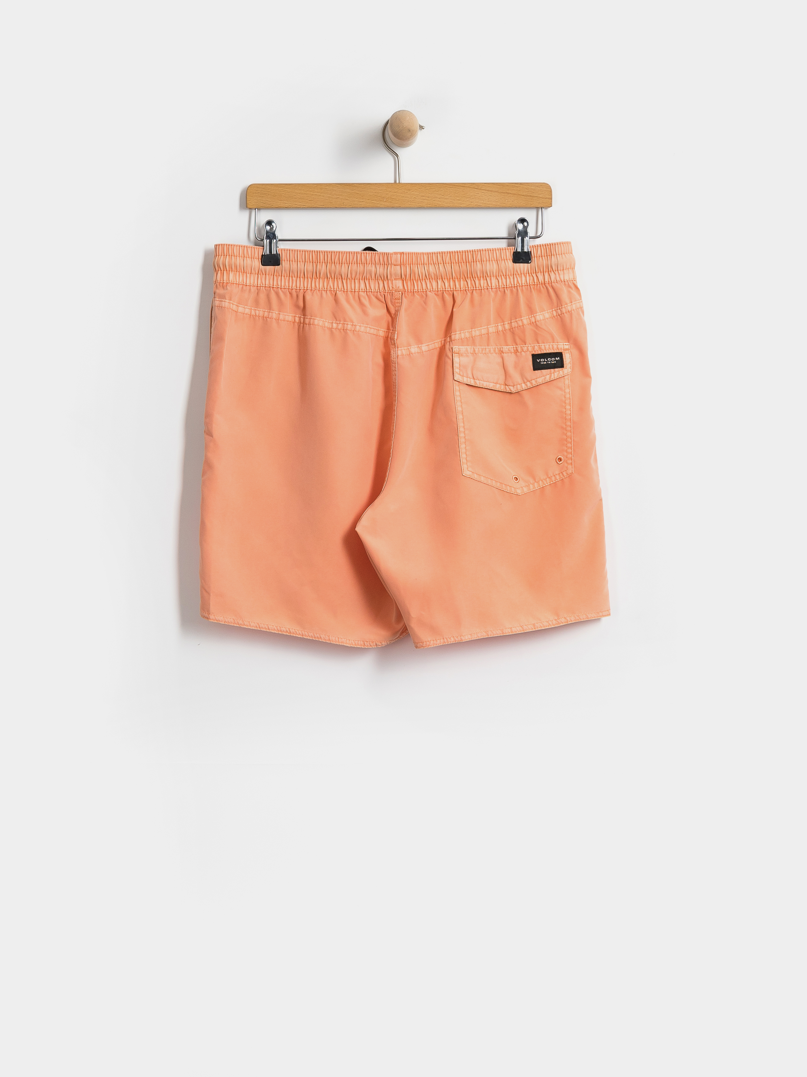 Volcom Center Trunk 17 Shorts (pale peach)