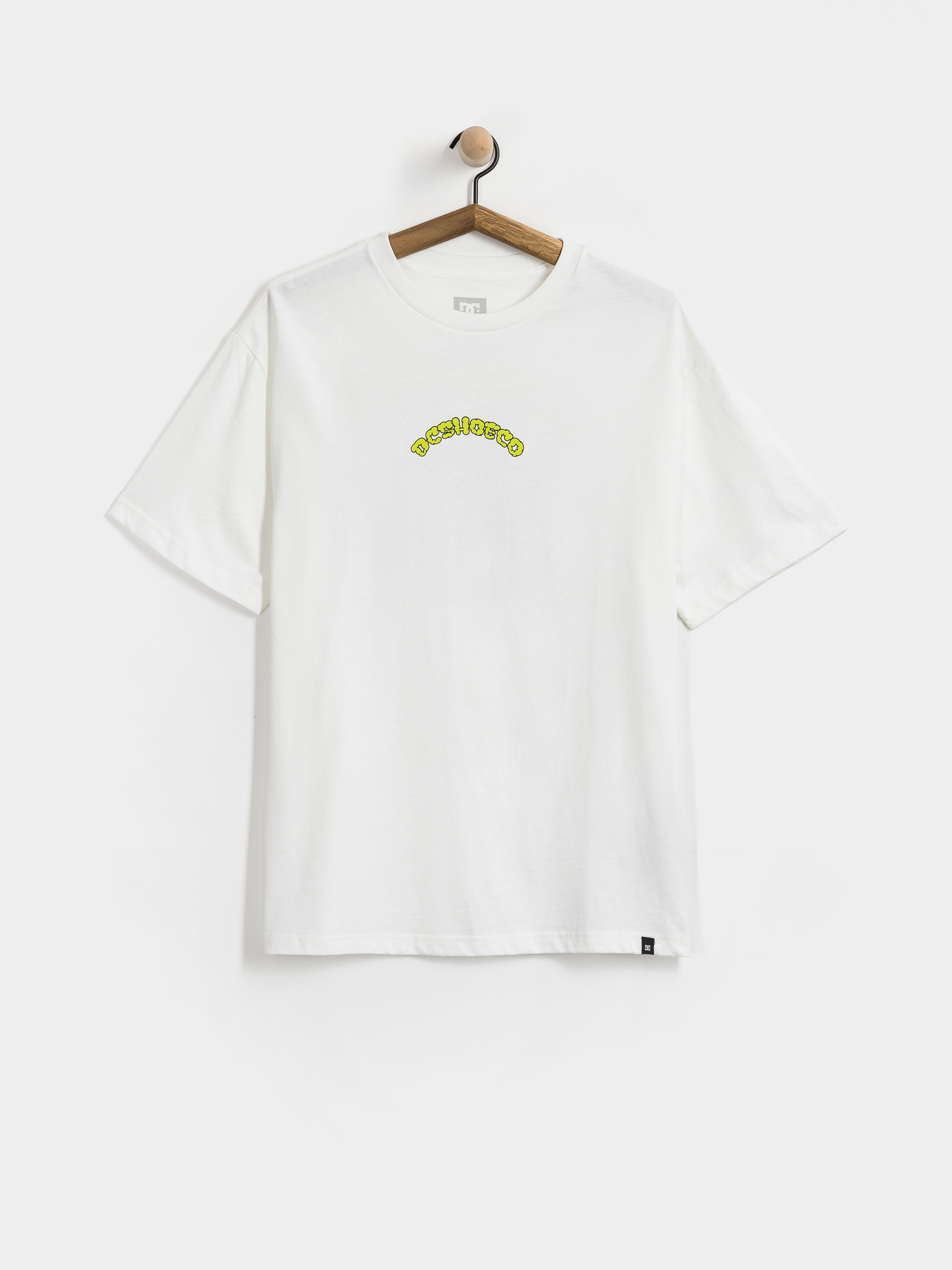 DC Couch Chilling T-shirt (white)