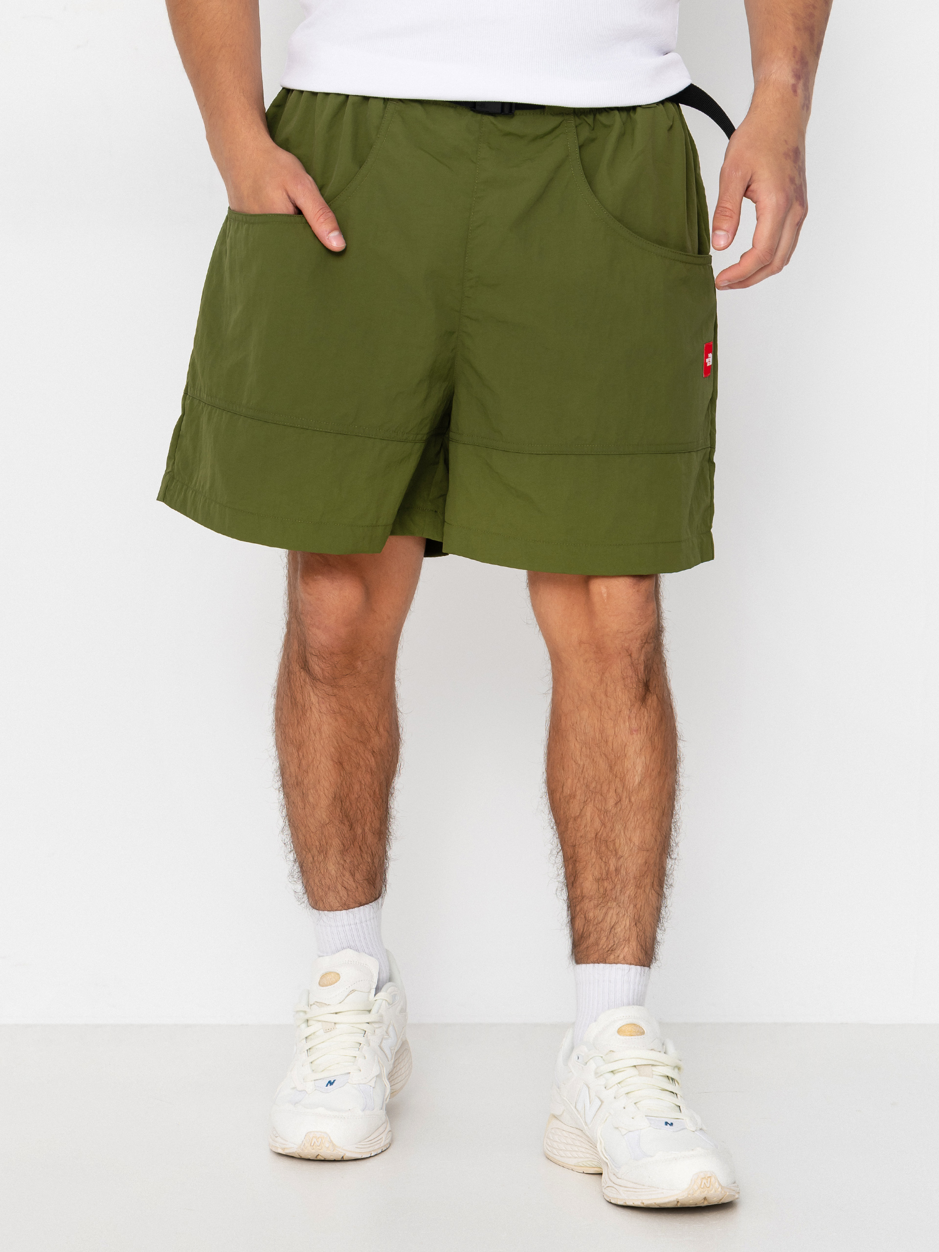 The North Face Tnf Red Box Nylon Belted Shorts (woodland green)