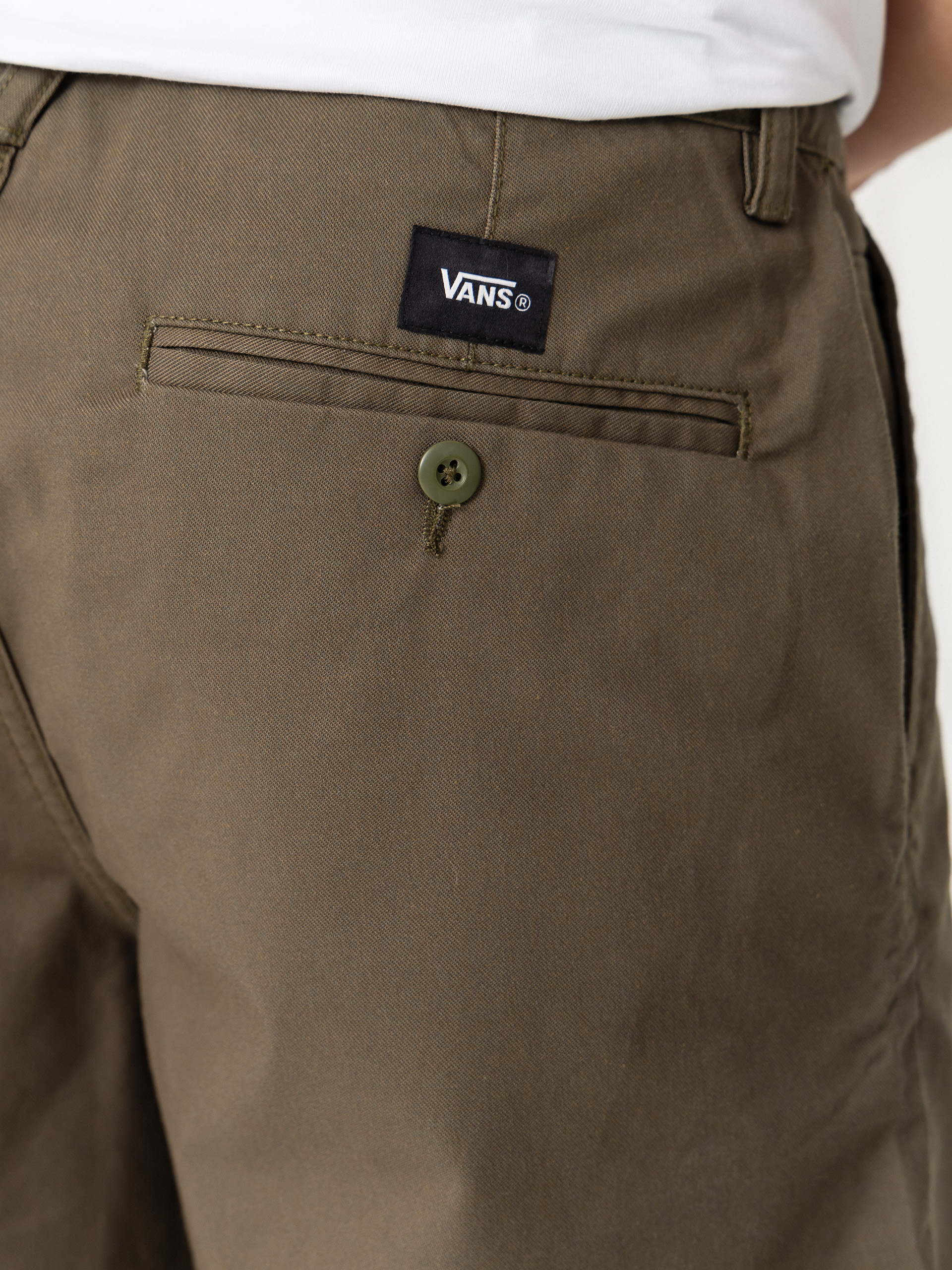 Vans Authentic Chino Loose Shorts (mossy olive)