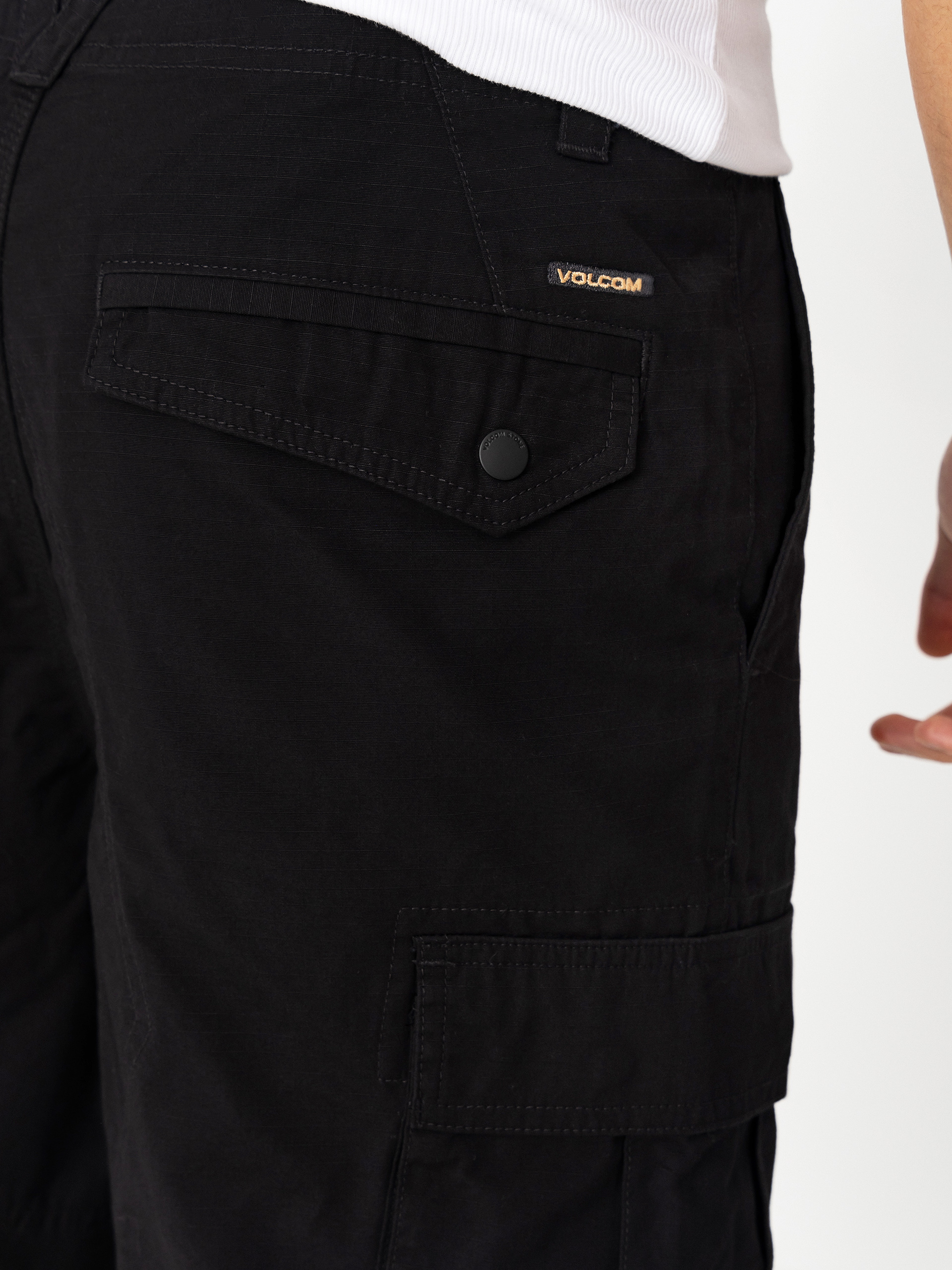 Volcom Strange Tripper Cargo 22 Shorts (black)