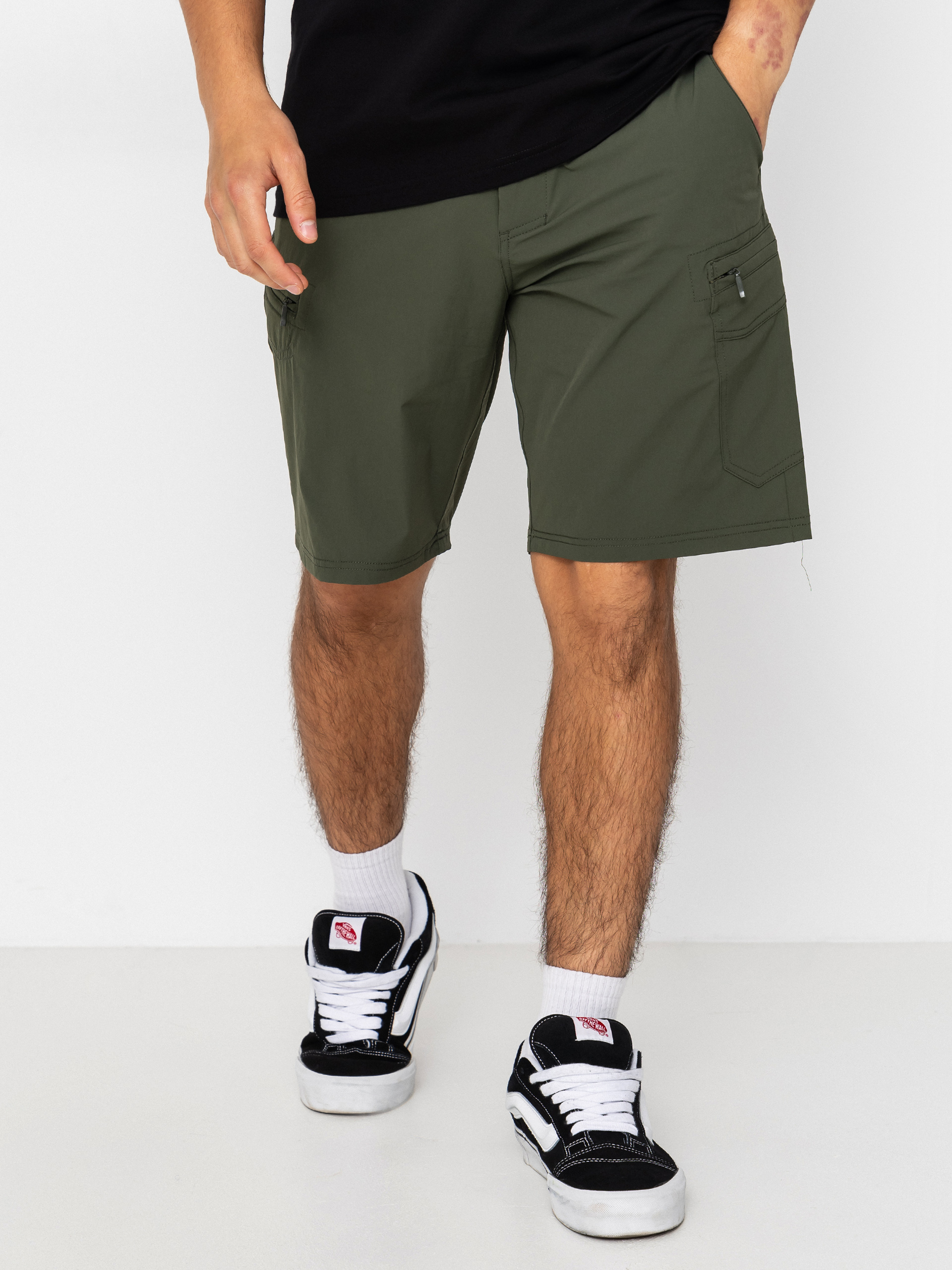 Volcom Cashed In Cargo Hybrid 20 Shorts (squadron green)