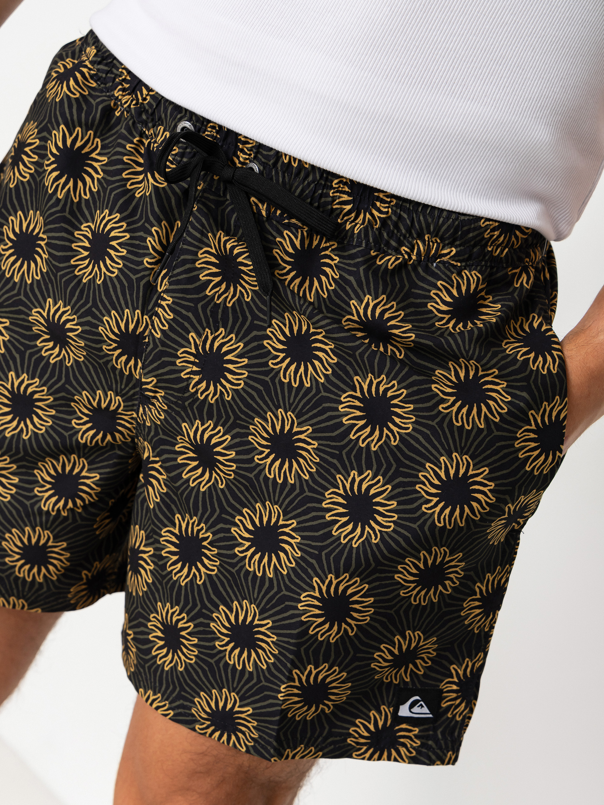 Quiksilver Everyday Printed Volley 15 Boardshorts (black ocean mayhem)