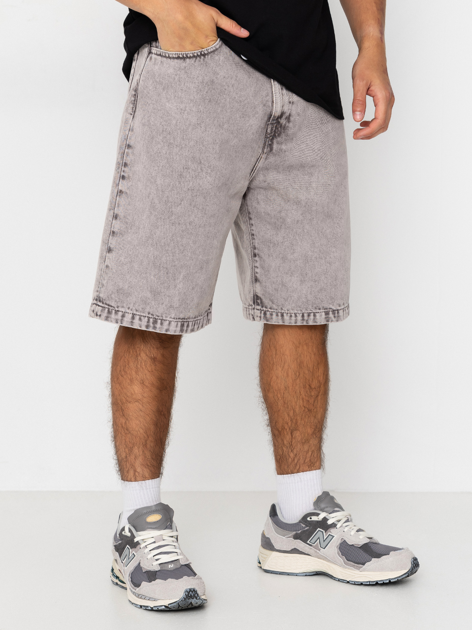 Carhartt WIP Landon Shorts (shale chalk wash)