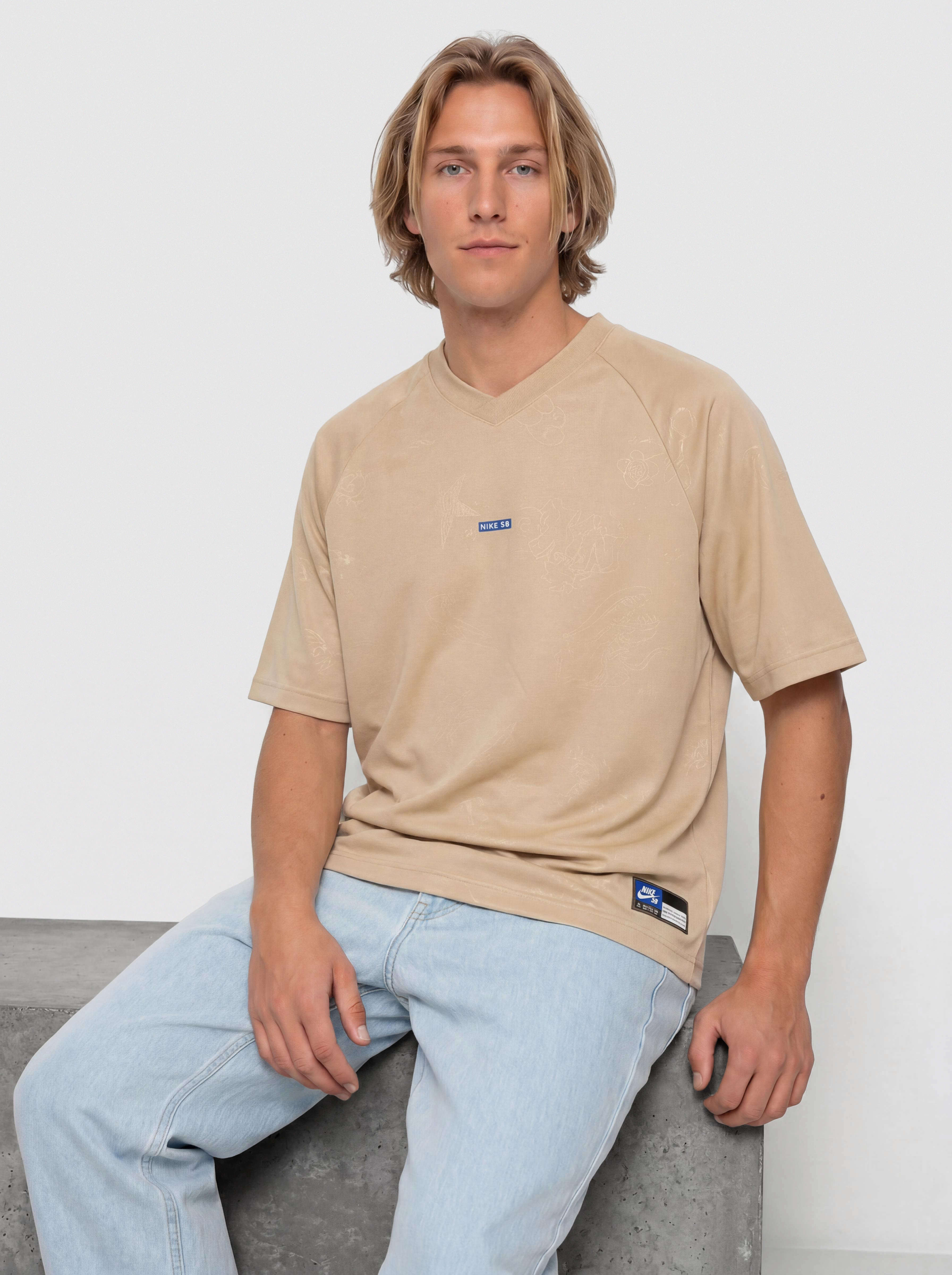 Nike SB Desk Doodle T-Shirt (linen)