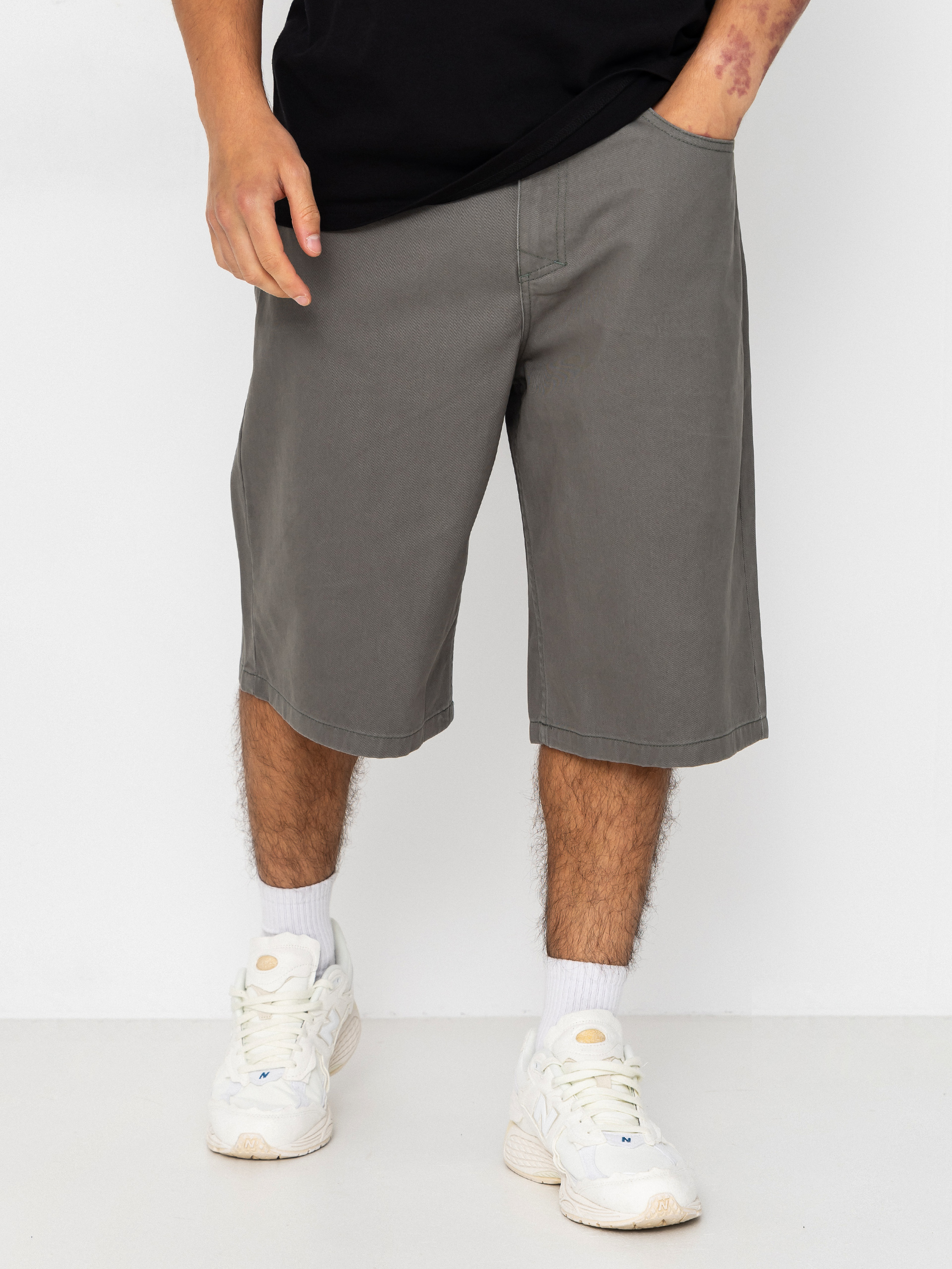 MassDnm Slang Shorts